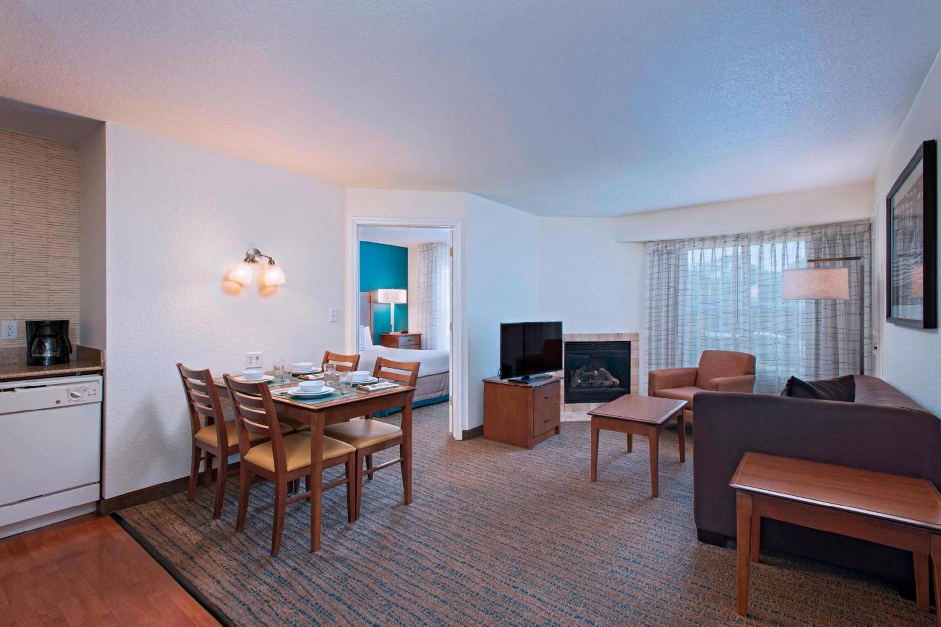 Residence Inn Columbia photo 15