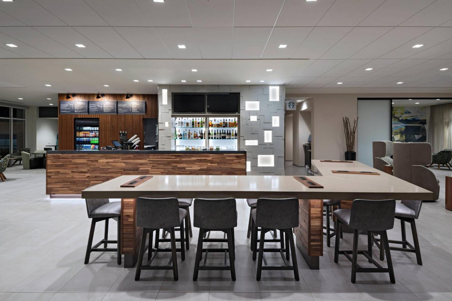 Courtyard by Marriott Jackson Madison photo 54