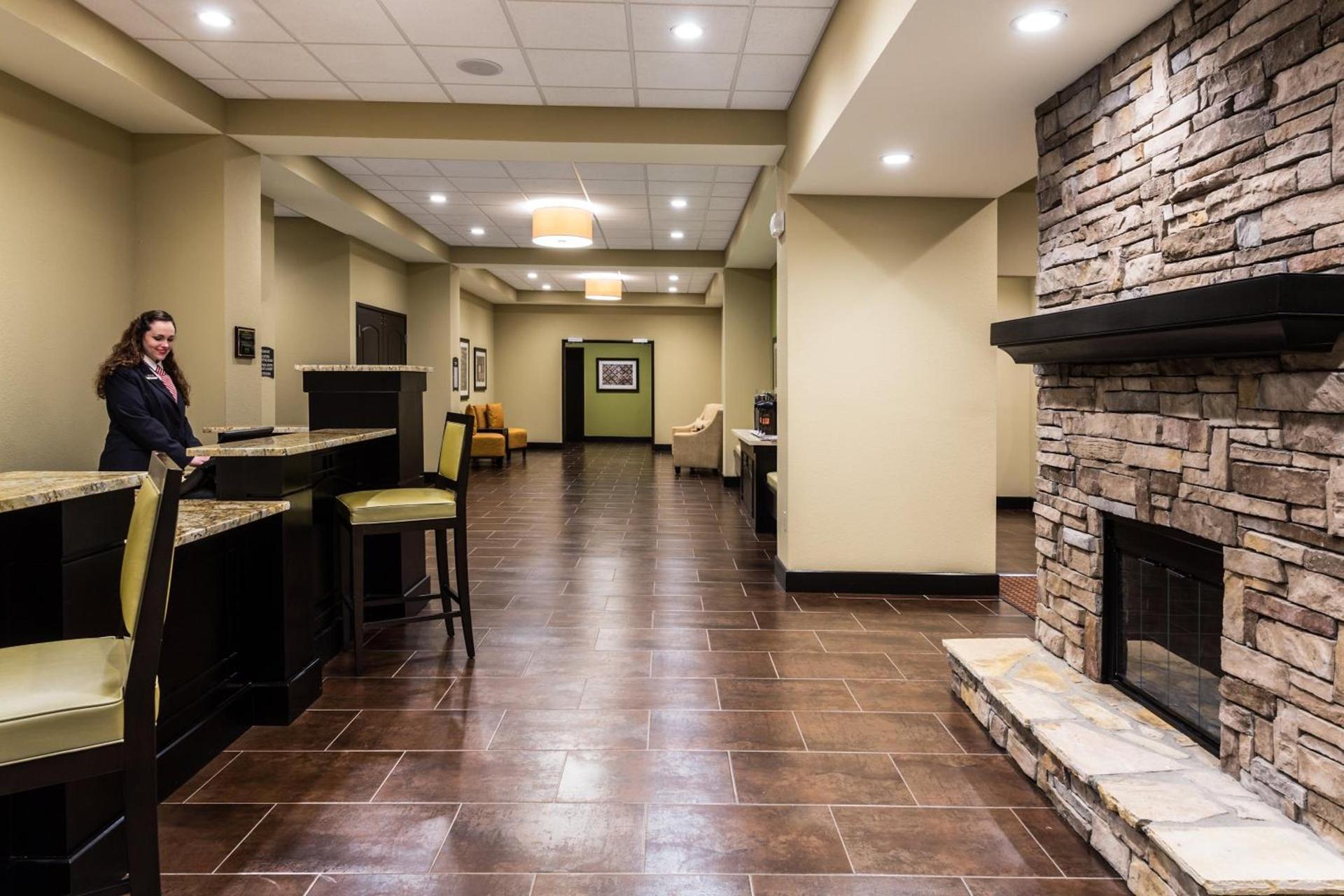 Staybridge Suites Atlanta Airport photo 2