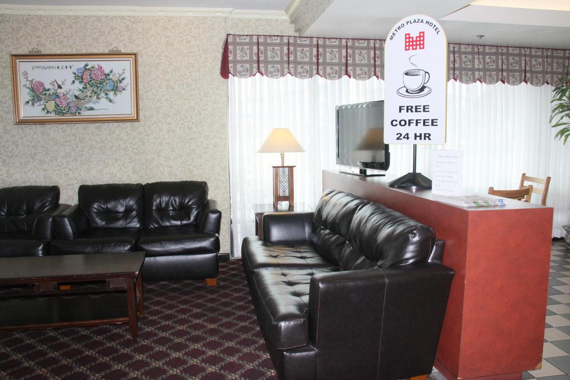Metro Plaza Hotel photo 7