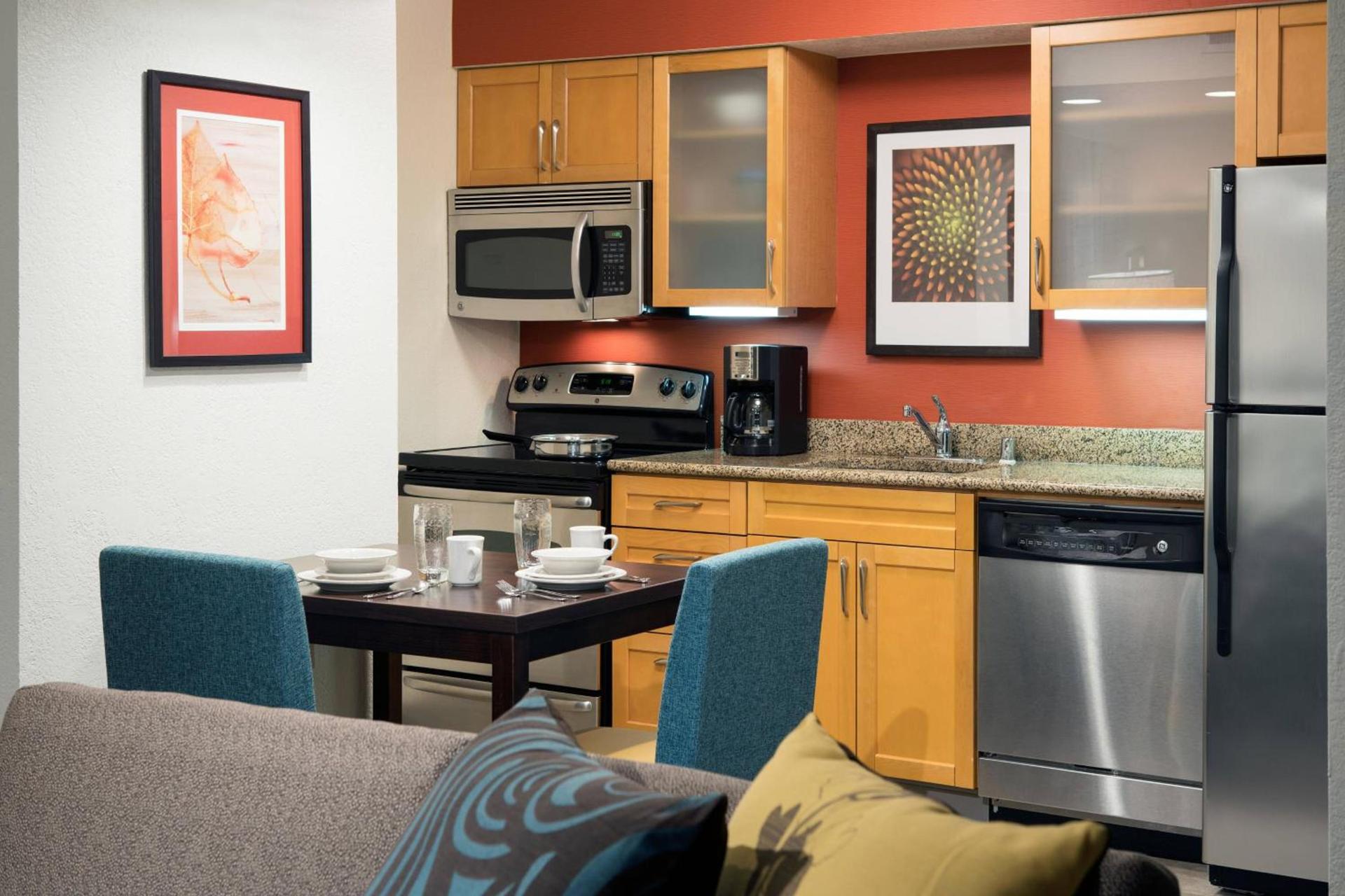 Residence Inn Costa Mesa Newport Beach photo 5