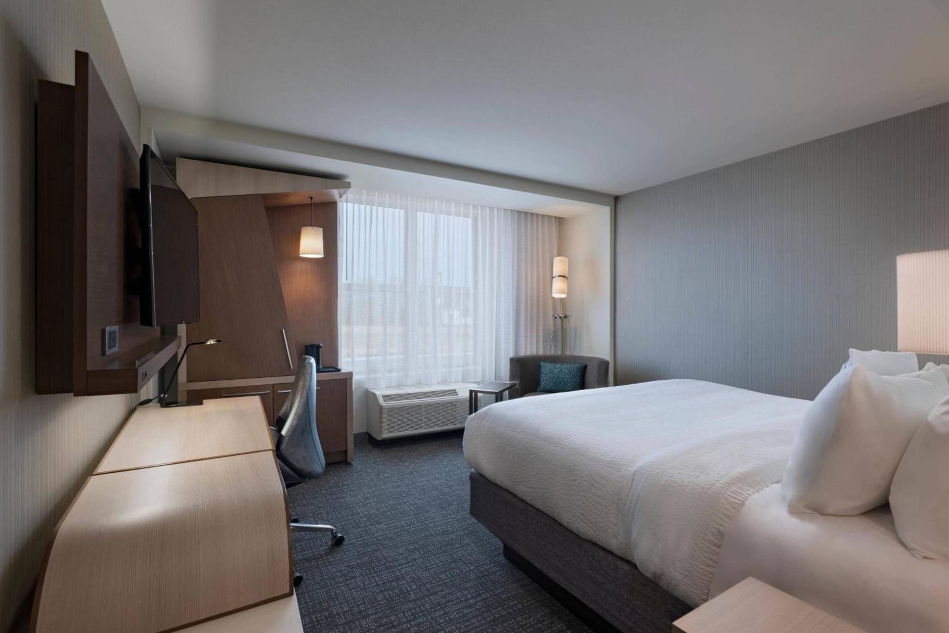 Courtyard by Marriott Jackson Madison photo 7