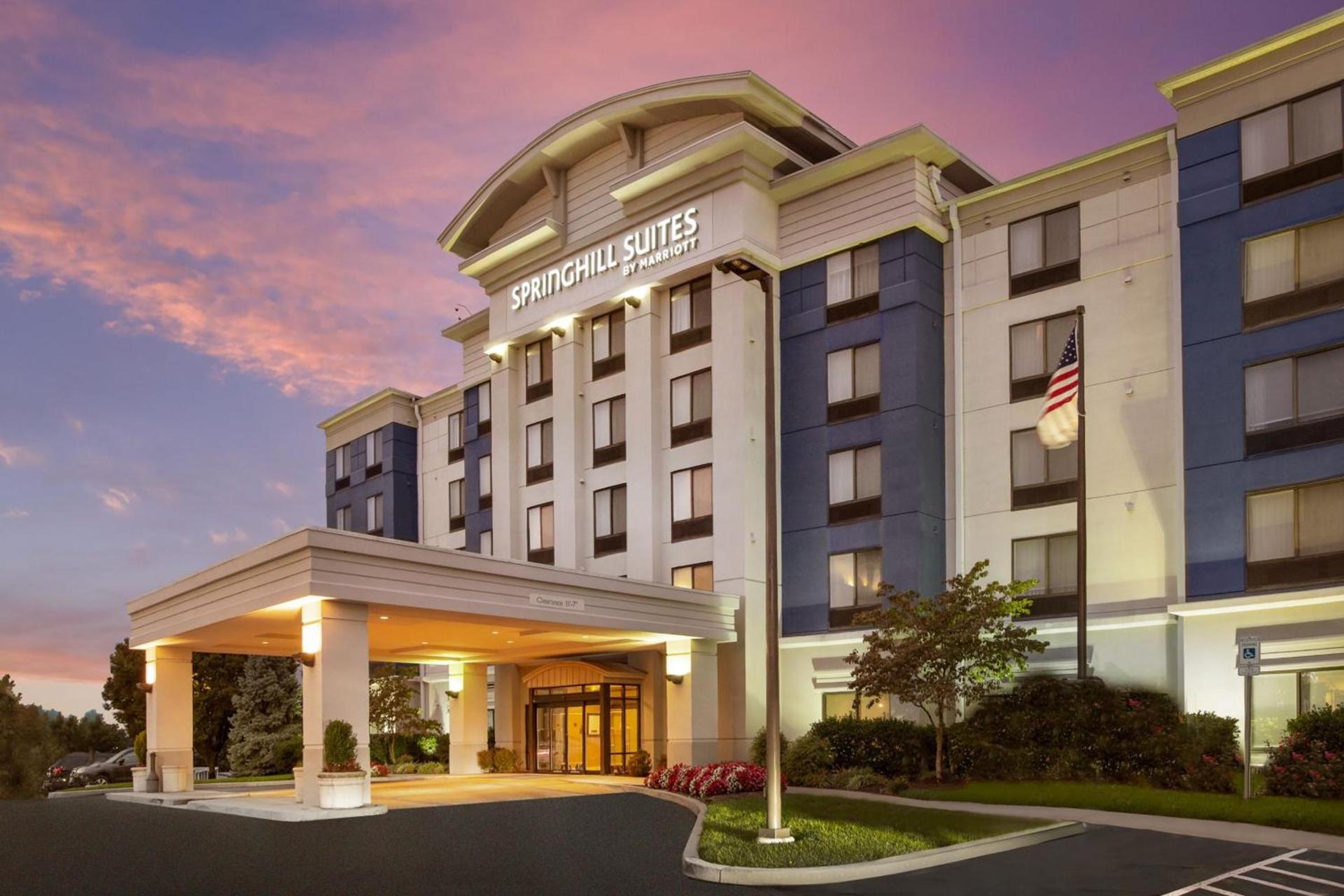 SpringHill Suites Hagerstown photo 4