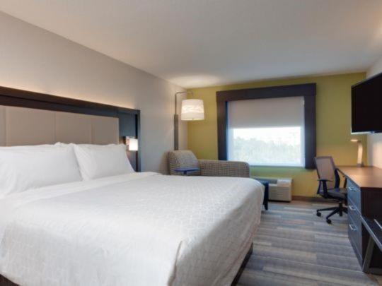 Holiday Inn Express Hotel & Suites Fort Lauderdale Airport/Cruise Port by IHG photo 32