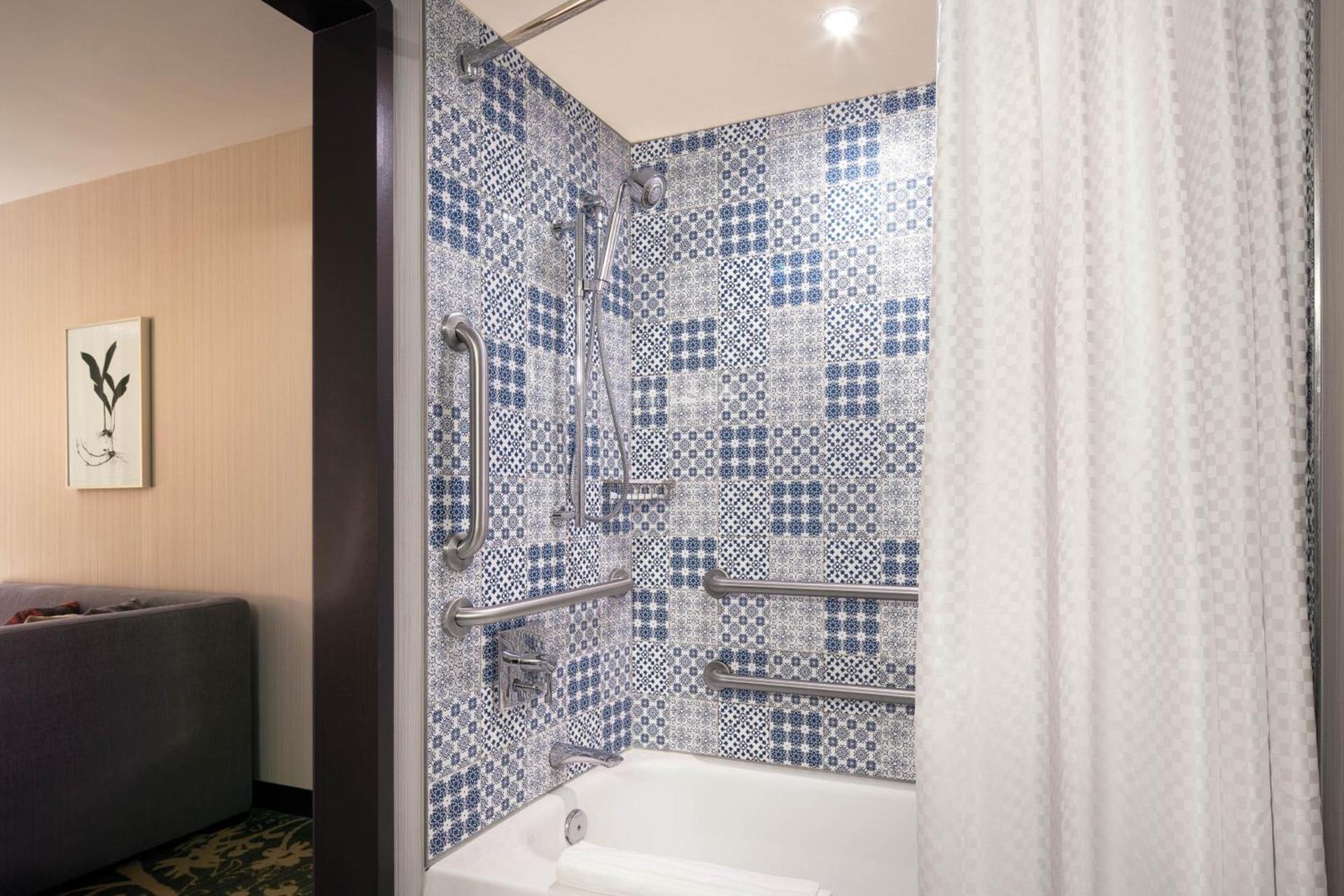 The Westin Cleveland Downtown - NEWLY RENOVATED photo 21