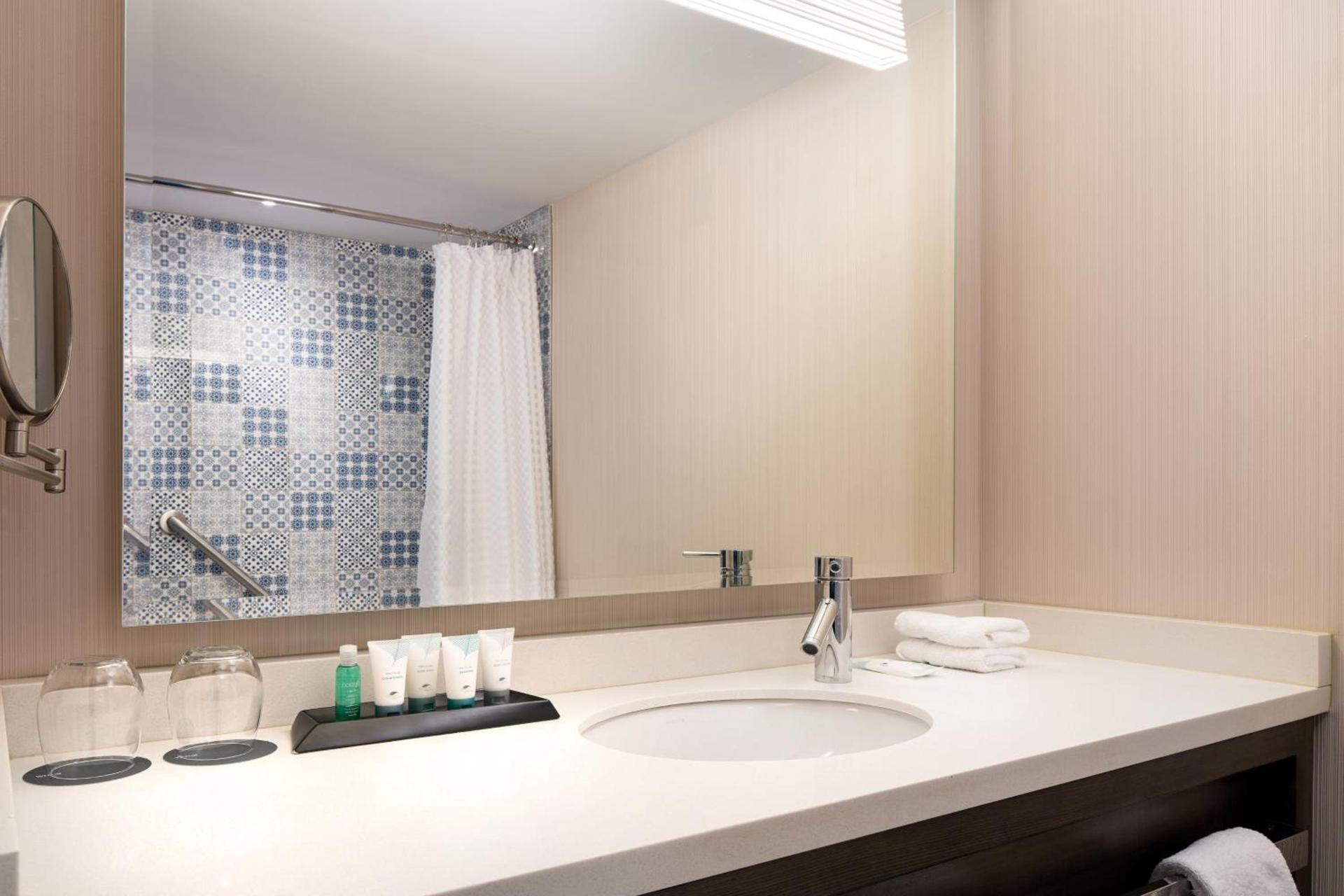 The Westin Cleveland Downtown - NEWLY RENOVATED photo 20