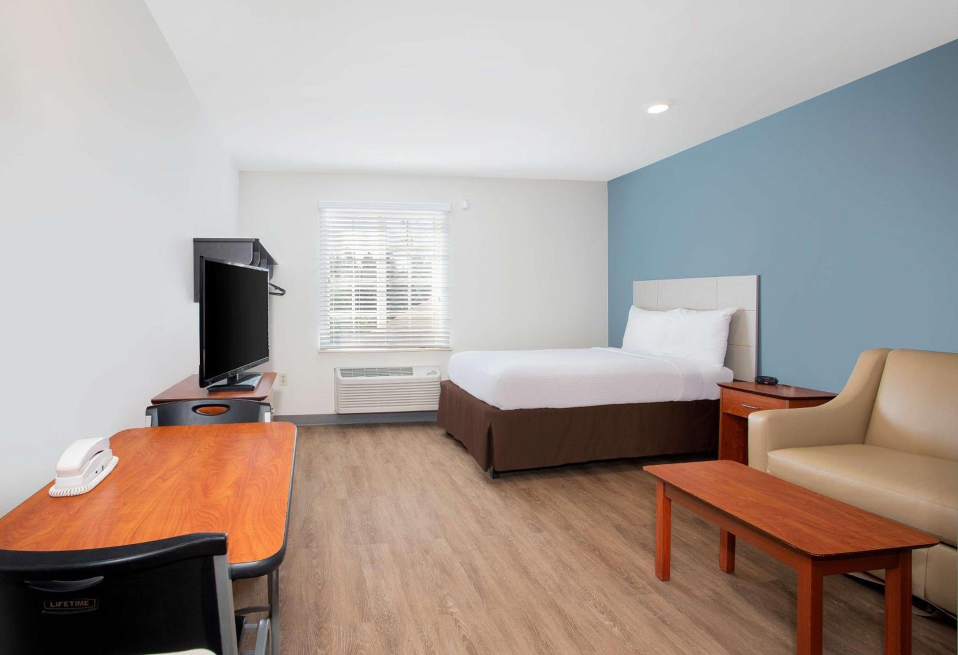 Extended Stay America Select Suites - Fort Myers - Northeast photo 17