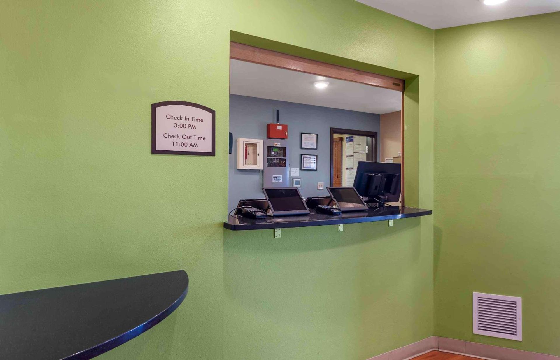 Extended Stay America Select Suites - Colorado Springs photo 6