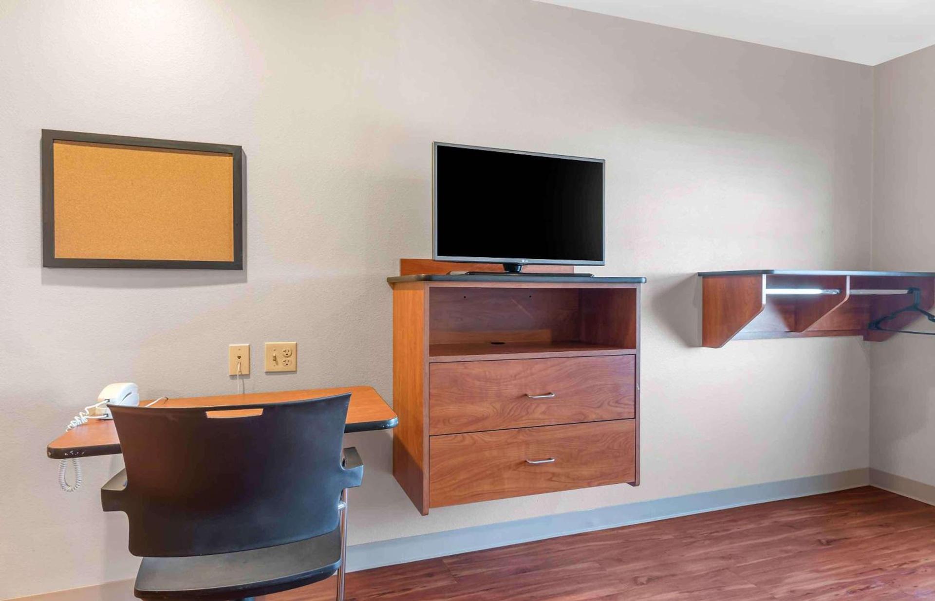 Extended Stay America Select Suites - Colorado Springs photo 10