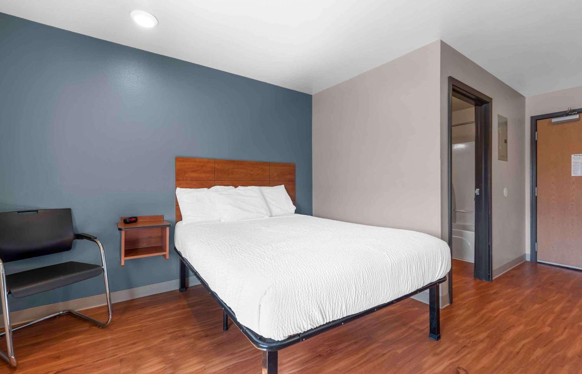 Extended Stay America Select Suites - Colorado Springs photo 12