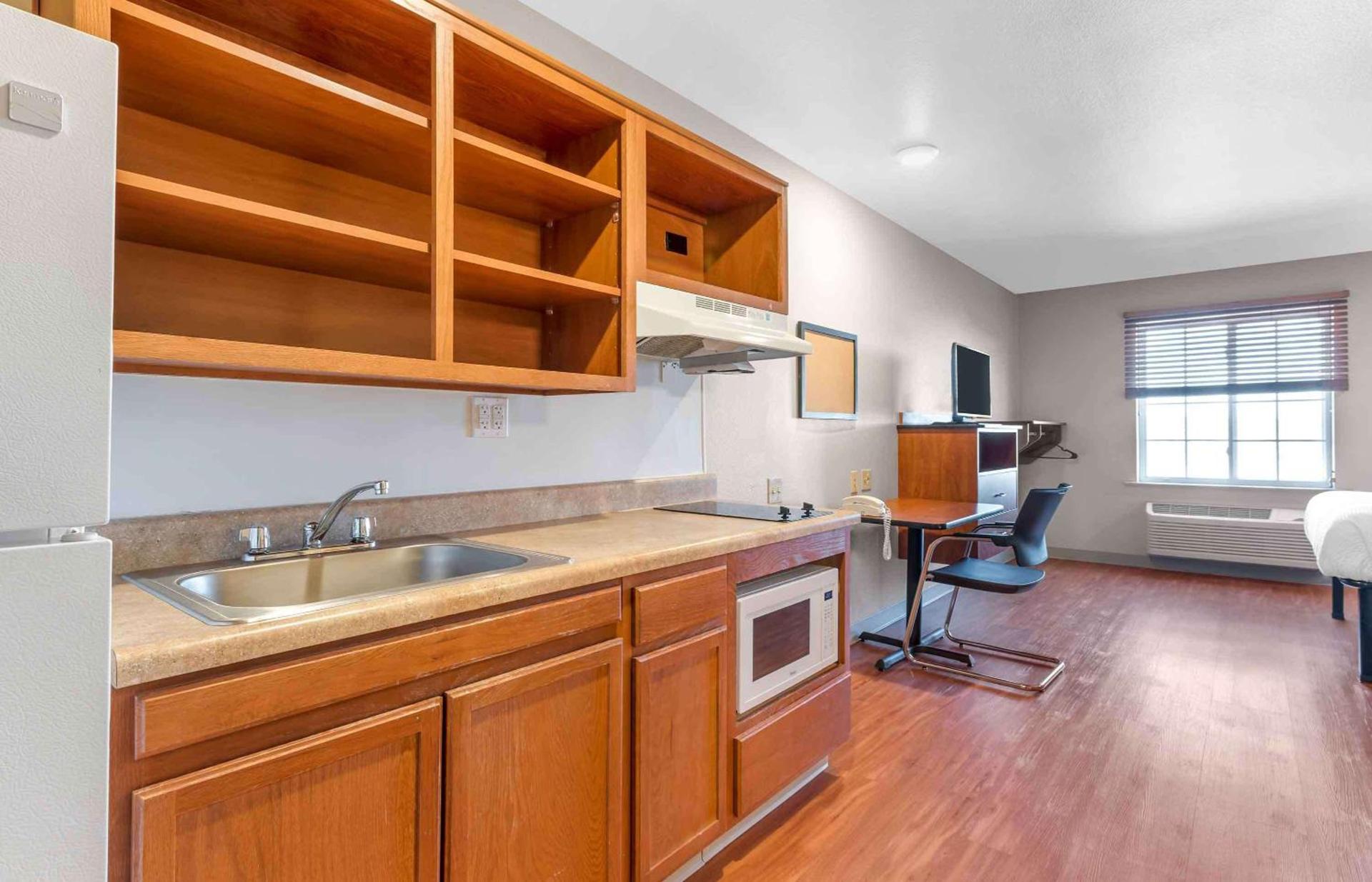 Extended Stay America Select Suites - Colorado Springs photo 15