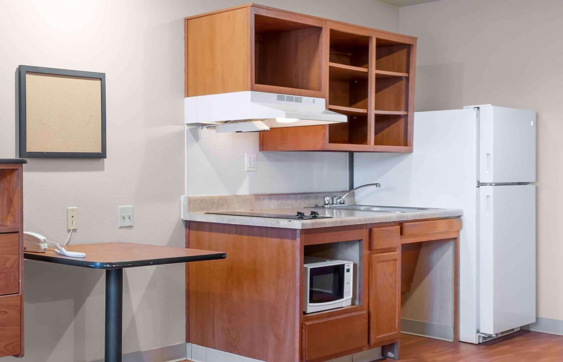 Extended Stay America Select Suites - Colorado Springs photo 17