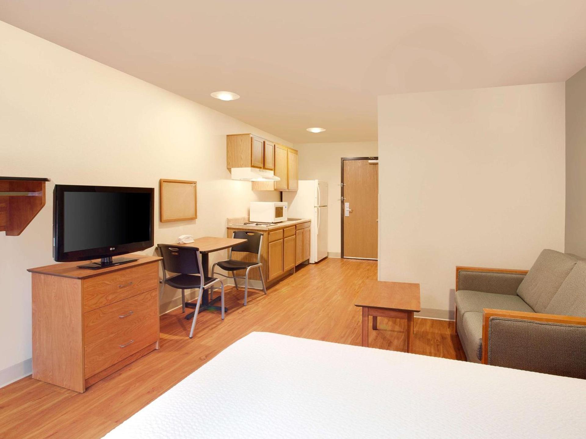 Extended Stay America Select Suites - Mobile - I-65 photo 16