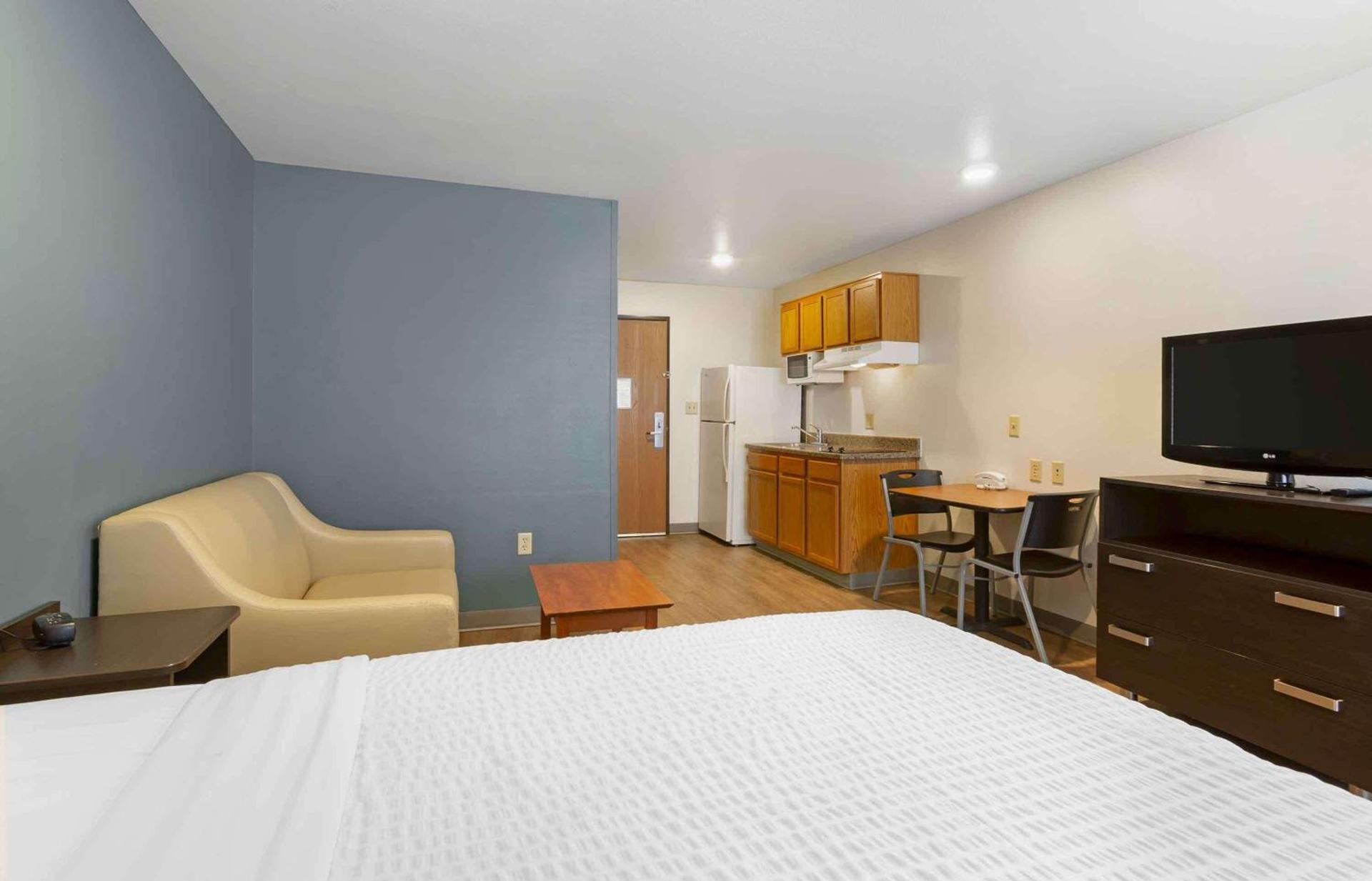 Extended Stay America Select Suites - Phoenix - North photo 30