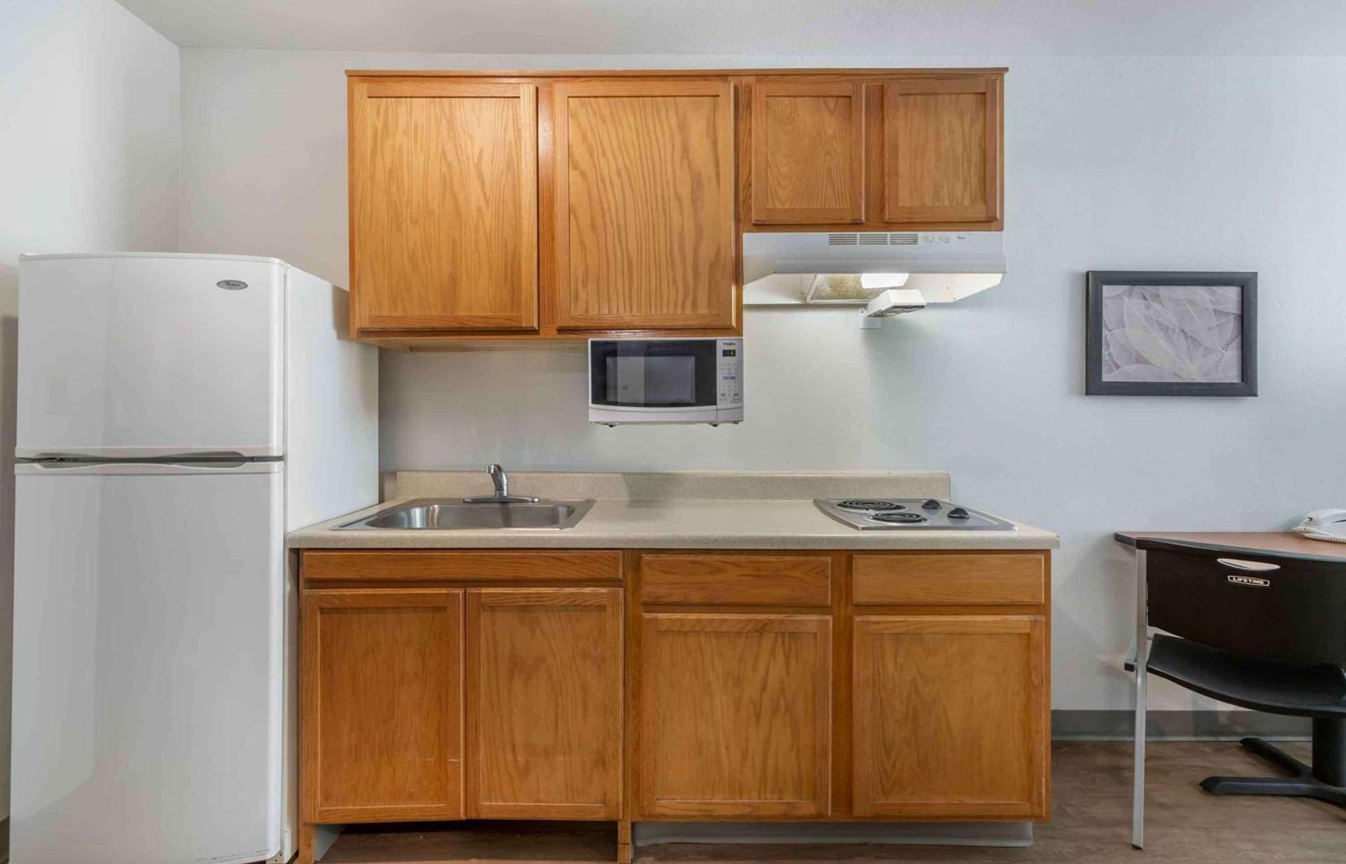 WoodSpring Suites Austin Northwest photo 15
