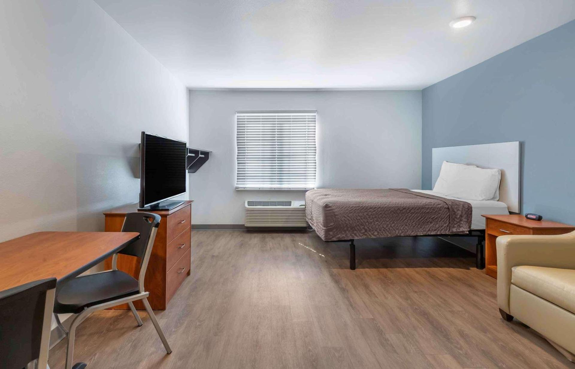 WoodSpring Suites Austin Northwest photo 23