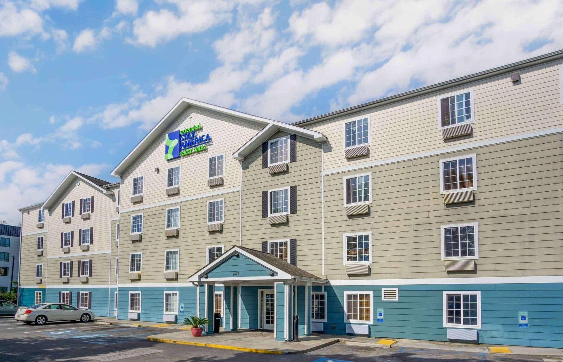 Extended Stay America Select Suites - Charleston - Ashley Phosphate Rd photo 2