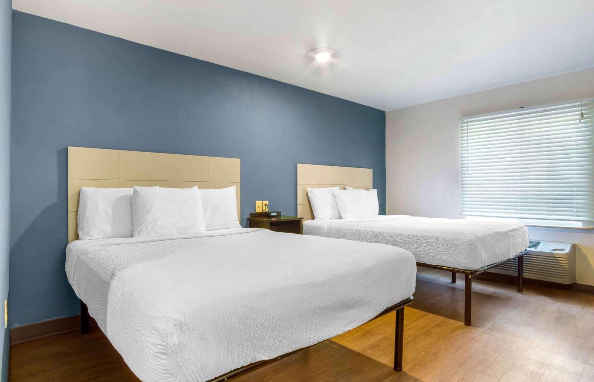 Extended Stay America Select Suites - Charleston - Ashley Phosphate Rd photo 9