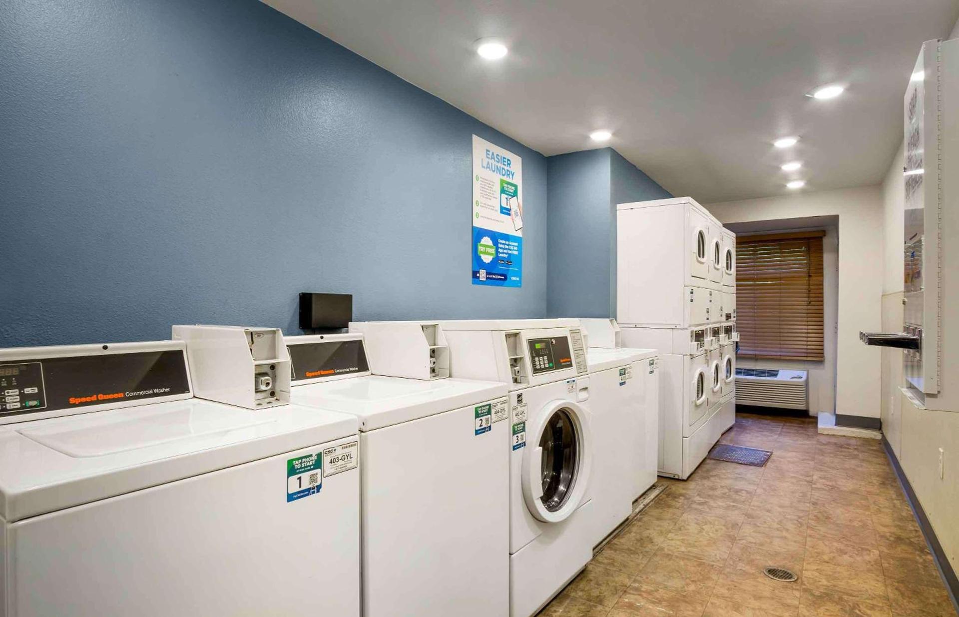 Extended Stay America Select Suites - Charleston - Ashley Phosphate Rd photo 23
