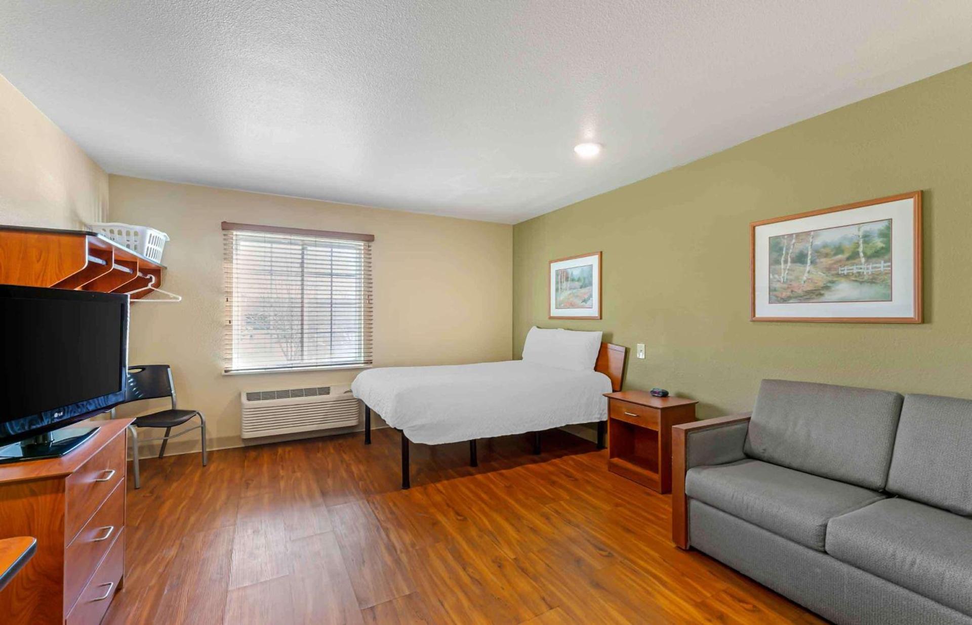 Extended Stay America Select Suites - Cleveland - Mentor photo 19
