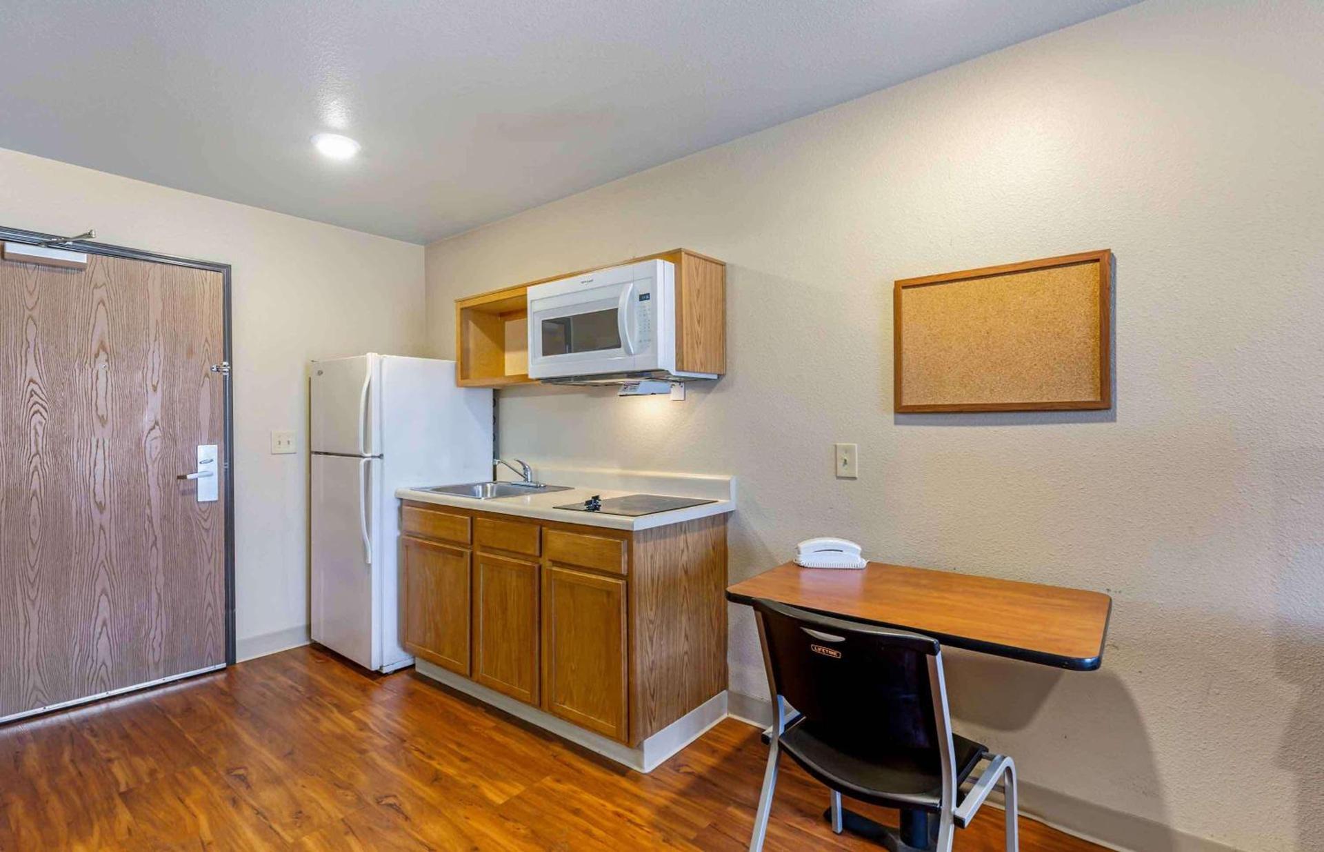 Extended Stay America Select Suites - Cleveland - Mentor photo 22
