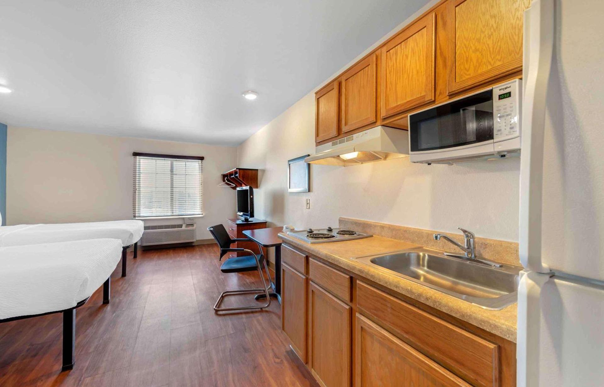 Extended Stay America Select Suites - Colorado Springs - Airport photo 18