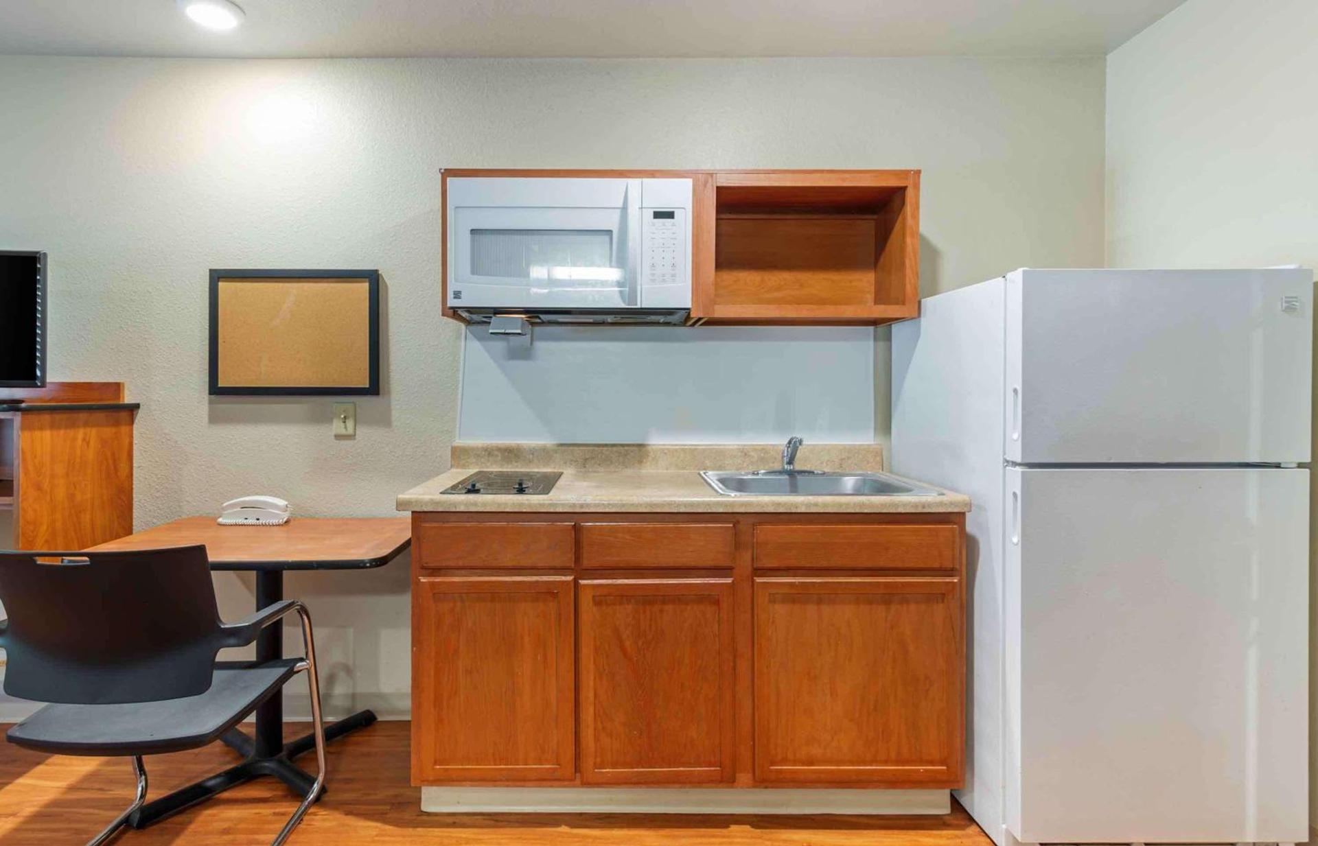 Extended Stay America Select Suites - Atlanta - Chamblee photo 17