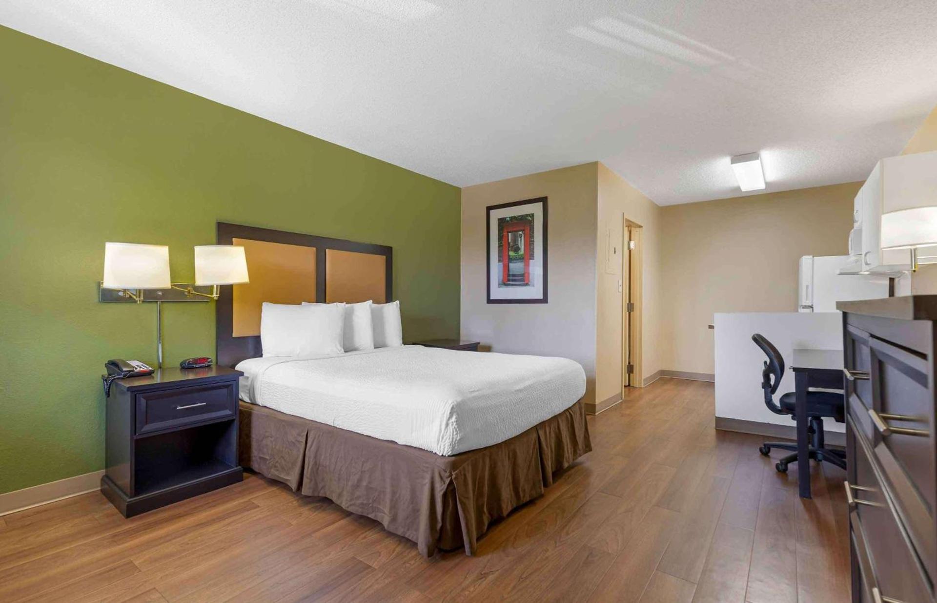 Extended Stay America Select Suites - Columbia - Ft Jackson photo 7