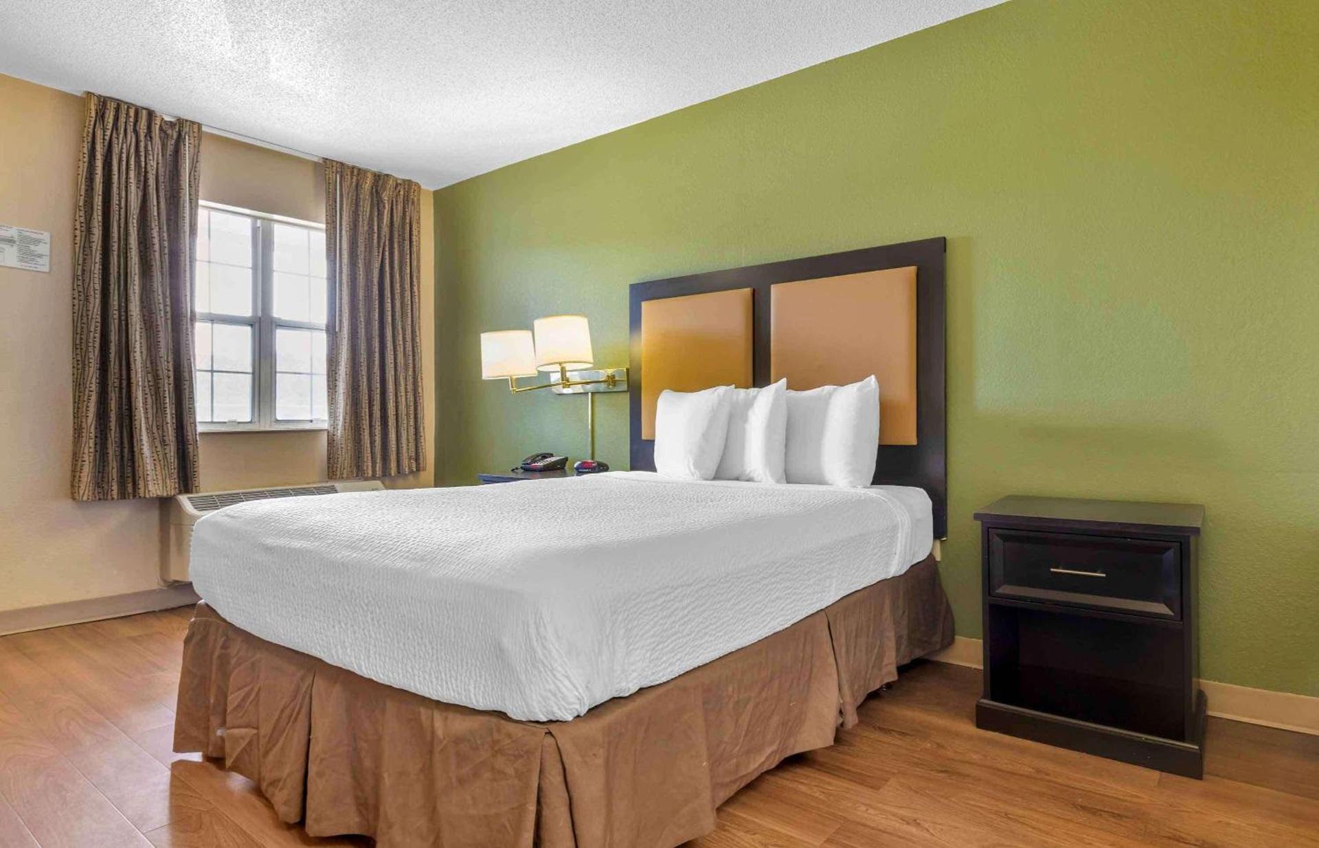 Extended Stay America Select Suites - Columbia - Ft Jackson photo 8