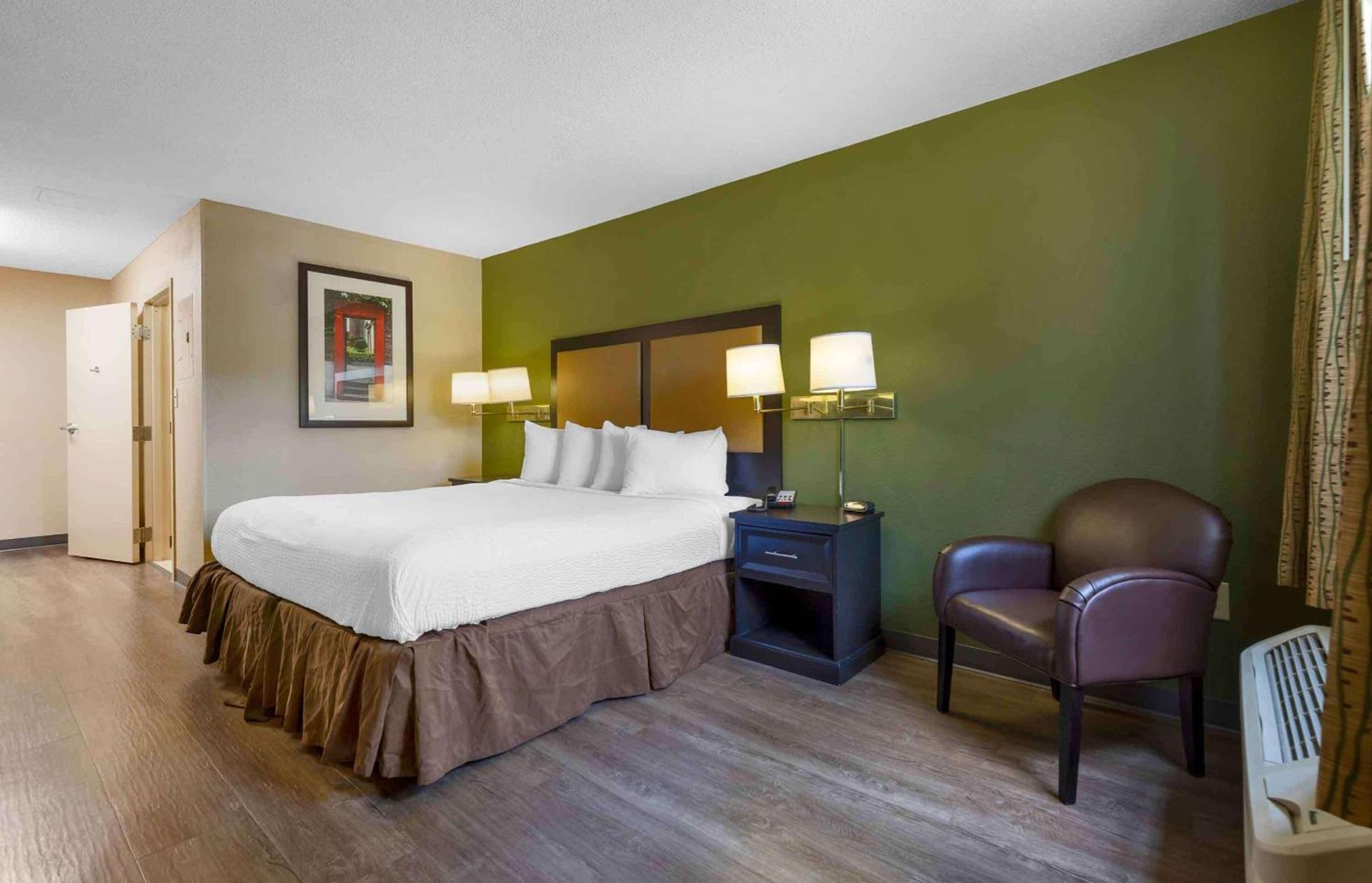 Extended Stay America Select Suites - Columbia - Ft Jackson photo 12