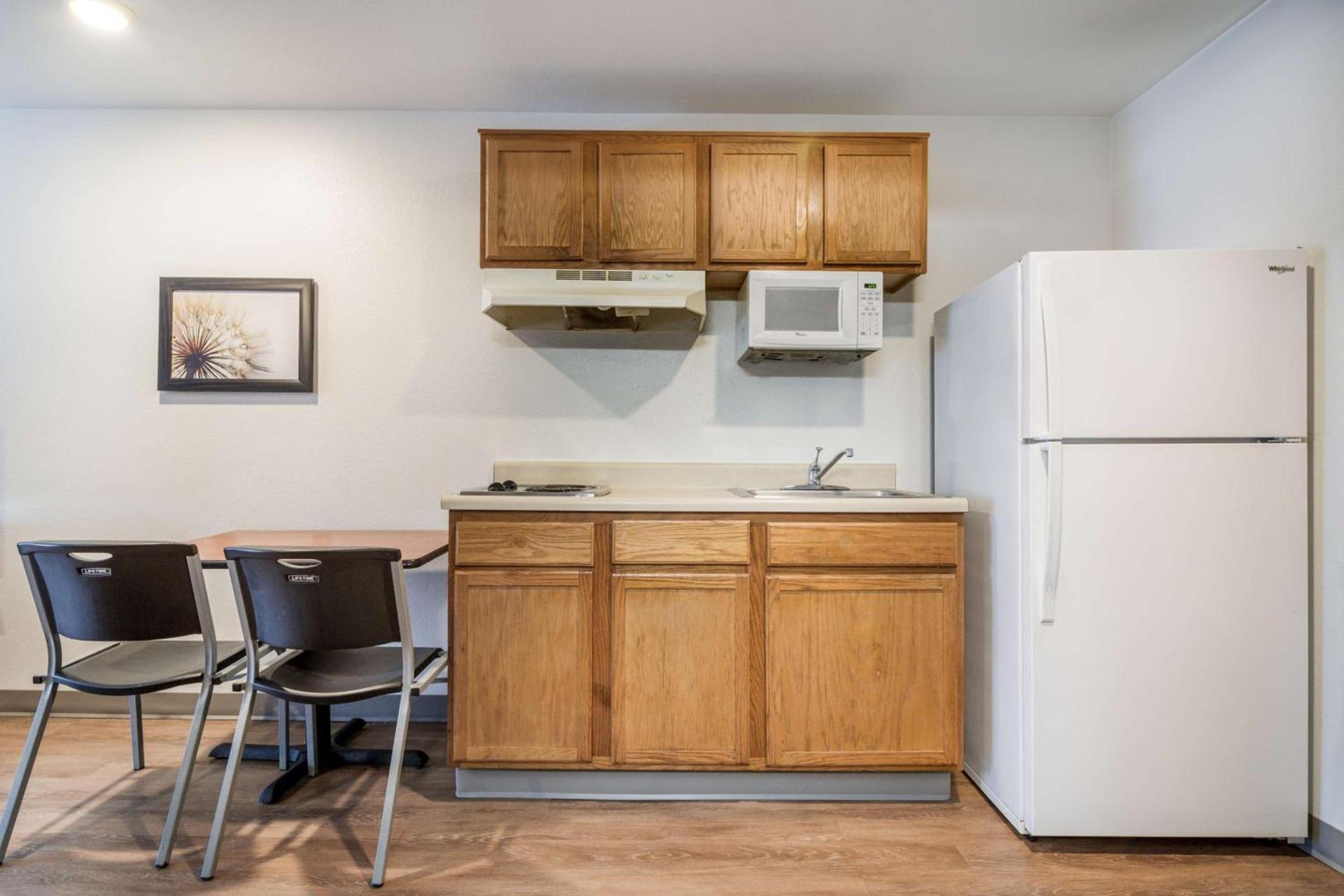 Extended Stay America Select Suites - Fayetteville photo 6