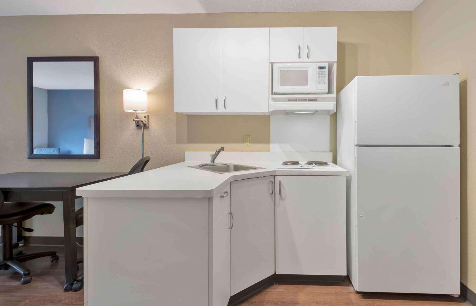 Extended Stay America Select Suites - Charlotte - Tyvola Rd photo 16