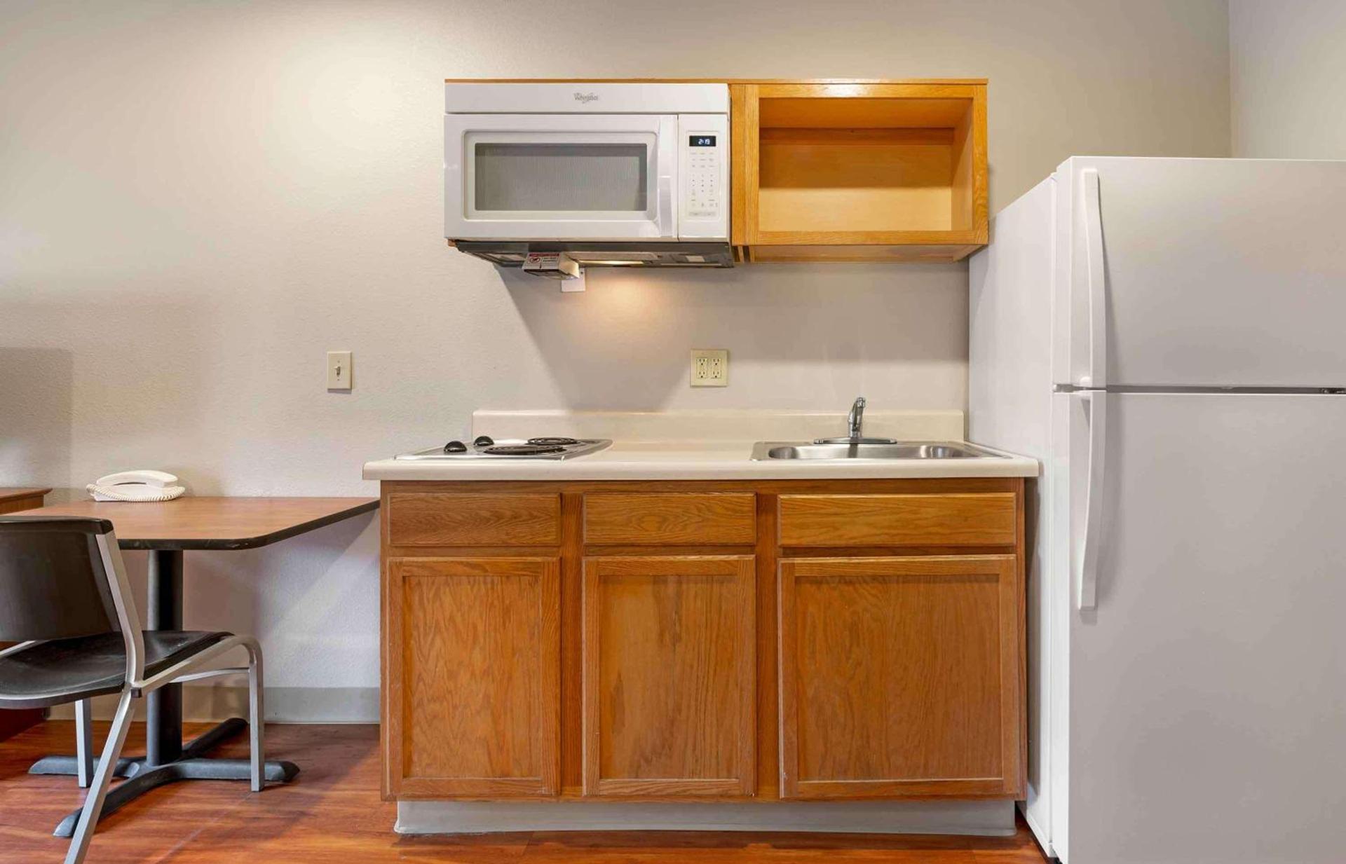Extended Stay America Select Suites - Cincinnati - Florence - Airport photo 28