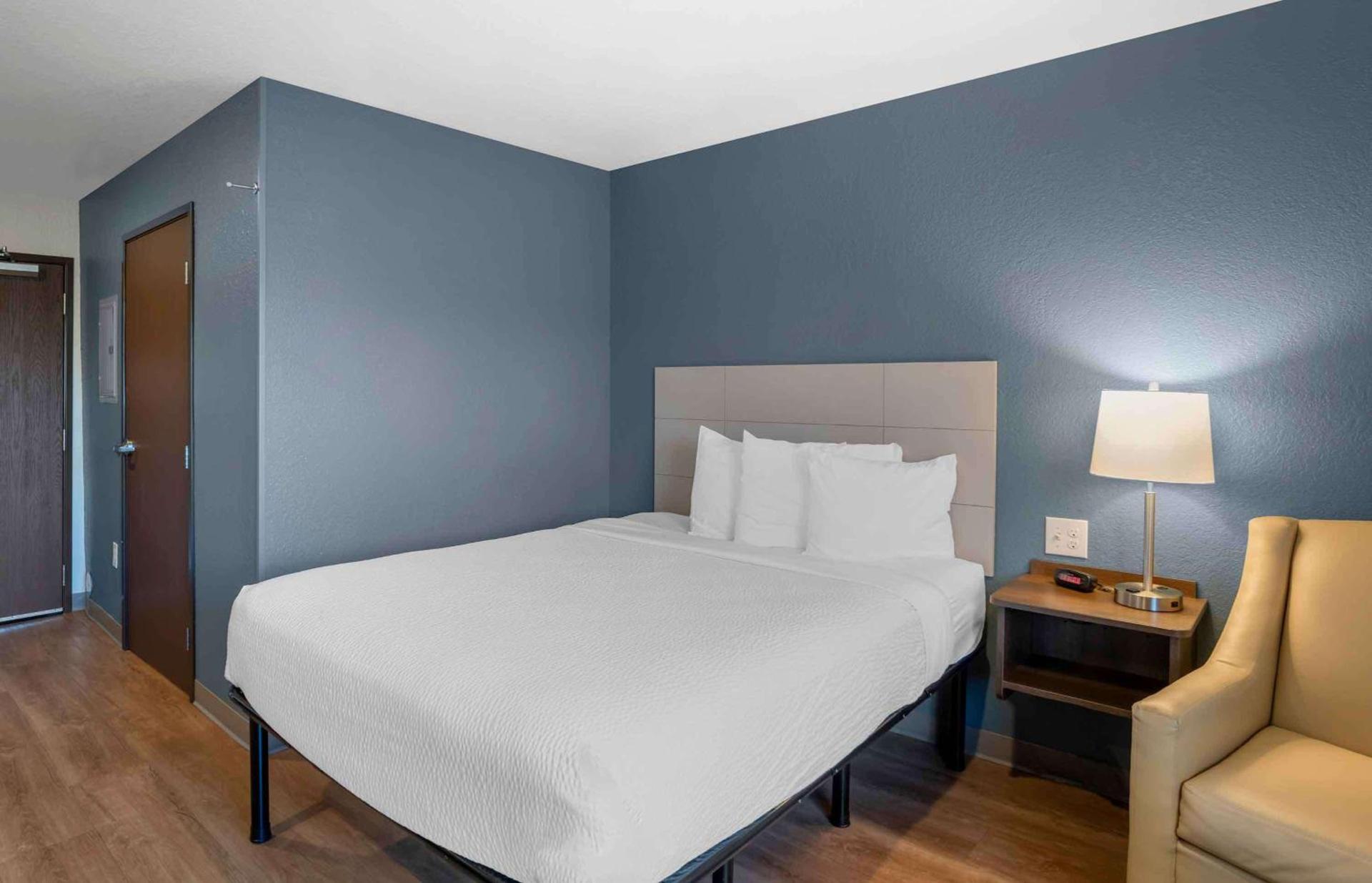 Extended Stay America Select Suites - Charlotte - Northlake photo 13