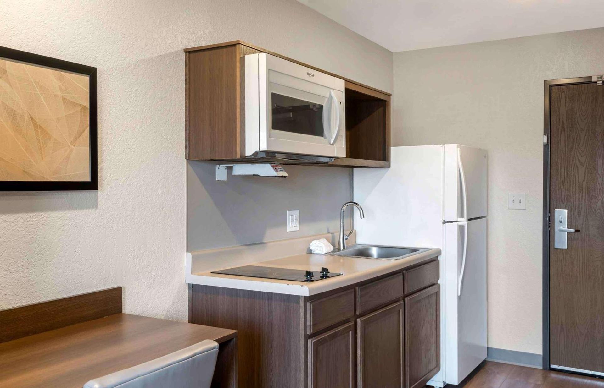 Extended Stay America Select Suites - Charlotte - Northlake photo 20