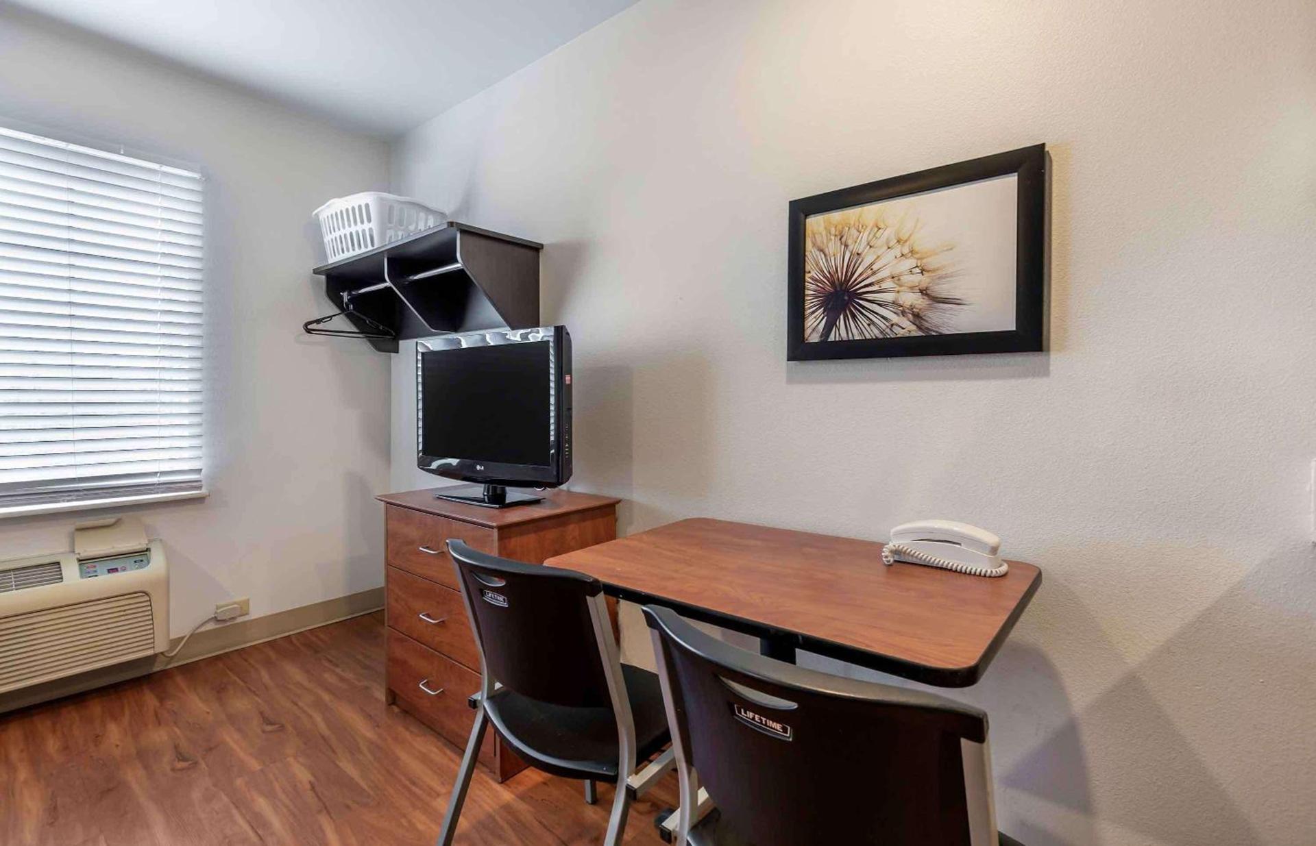 Extended Stay America Select Suites - Gainesville photo 12
