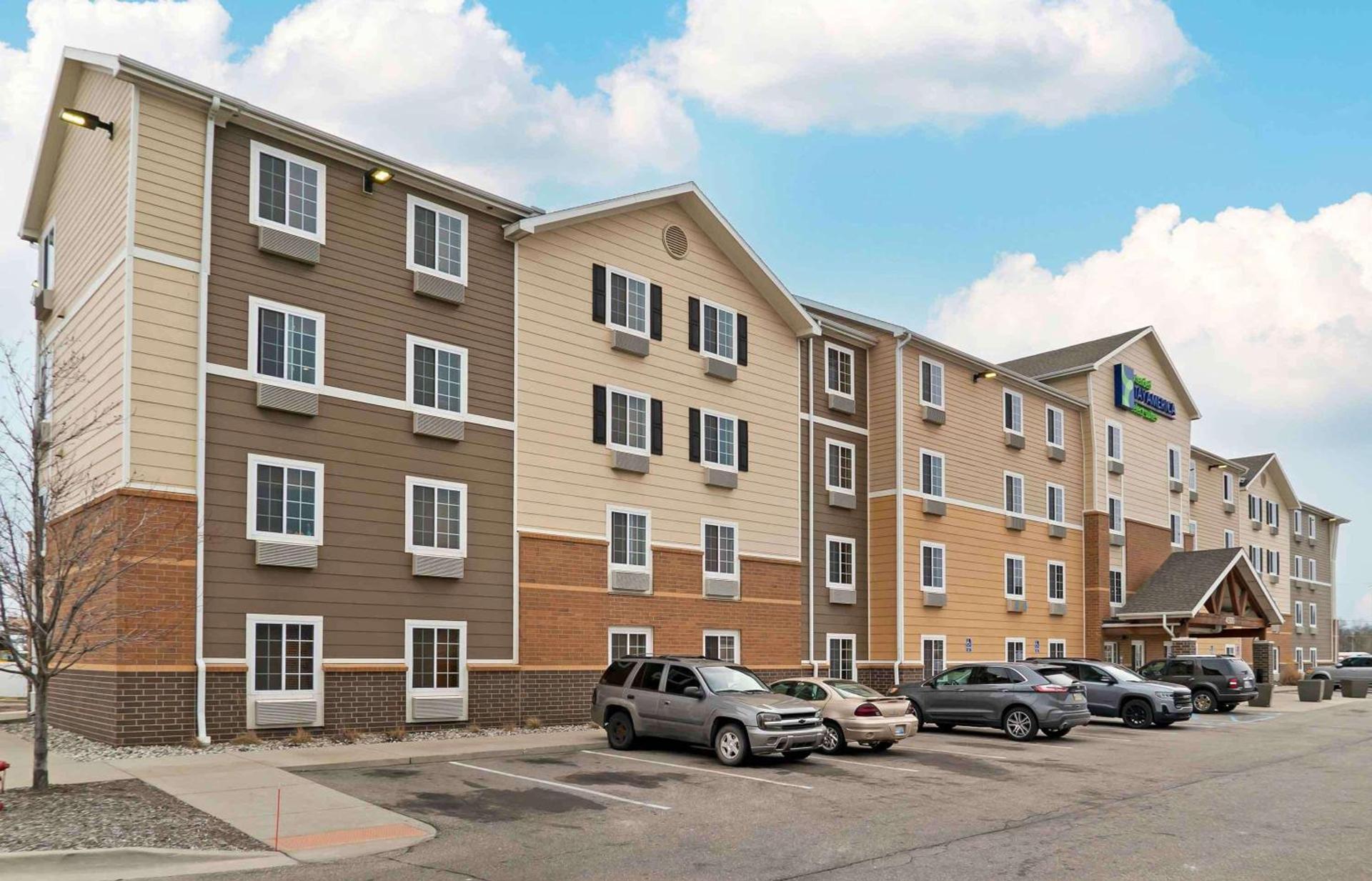 Extended Stay America Select Suites - Grand Rapids - Wyoming — hotel in Wyoming