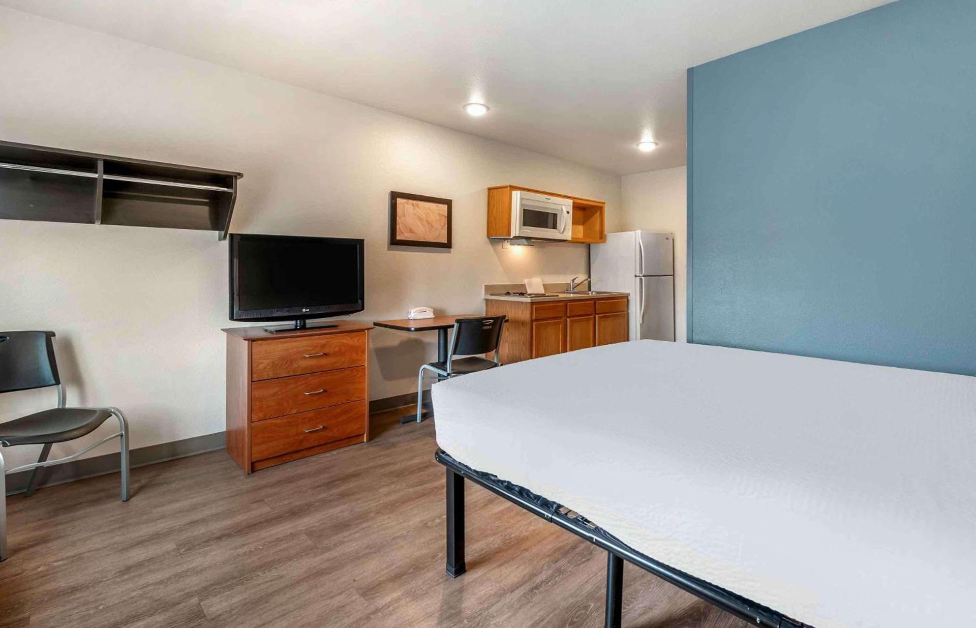 Extended Stay America Select Suites - Indianapolis - West photo 14
