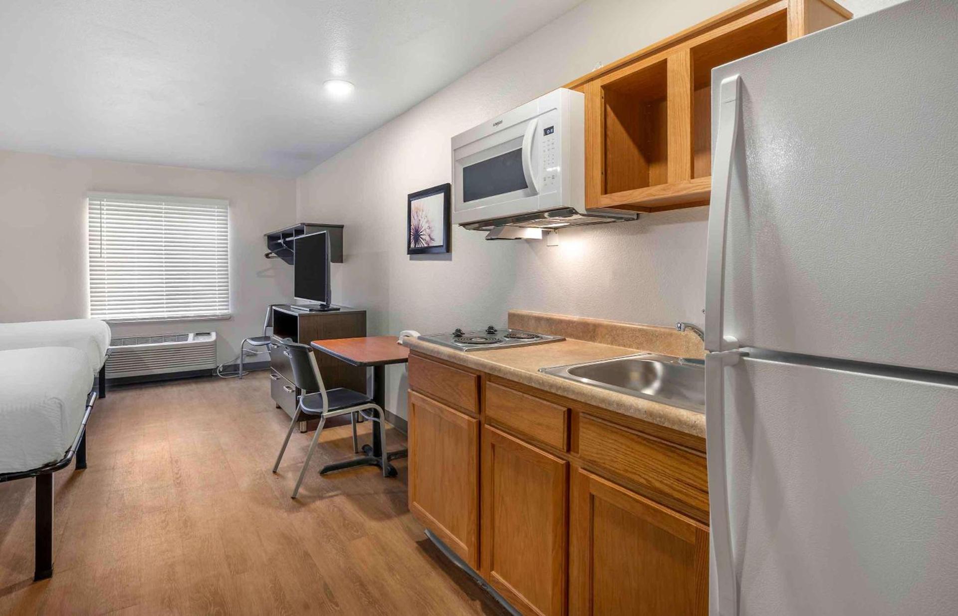 Extended Stay America Select Suites - Indianapolis - West photo 20