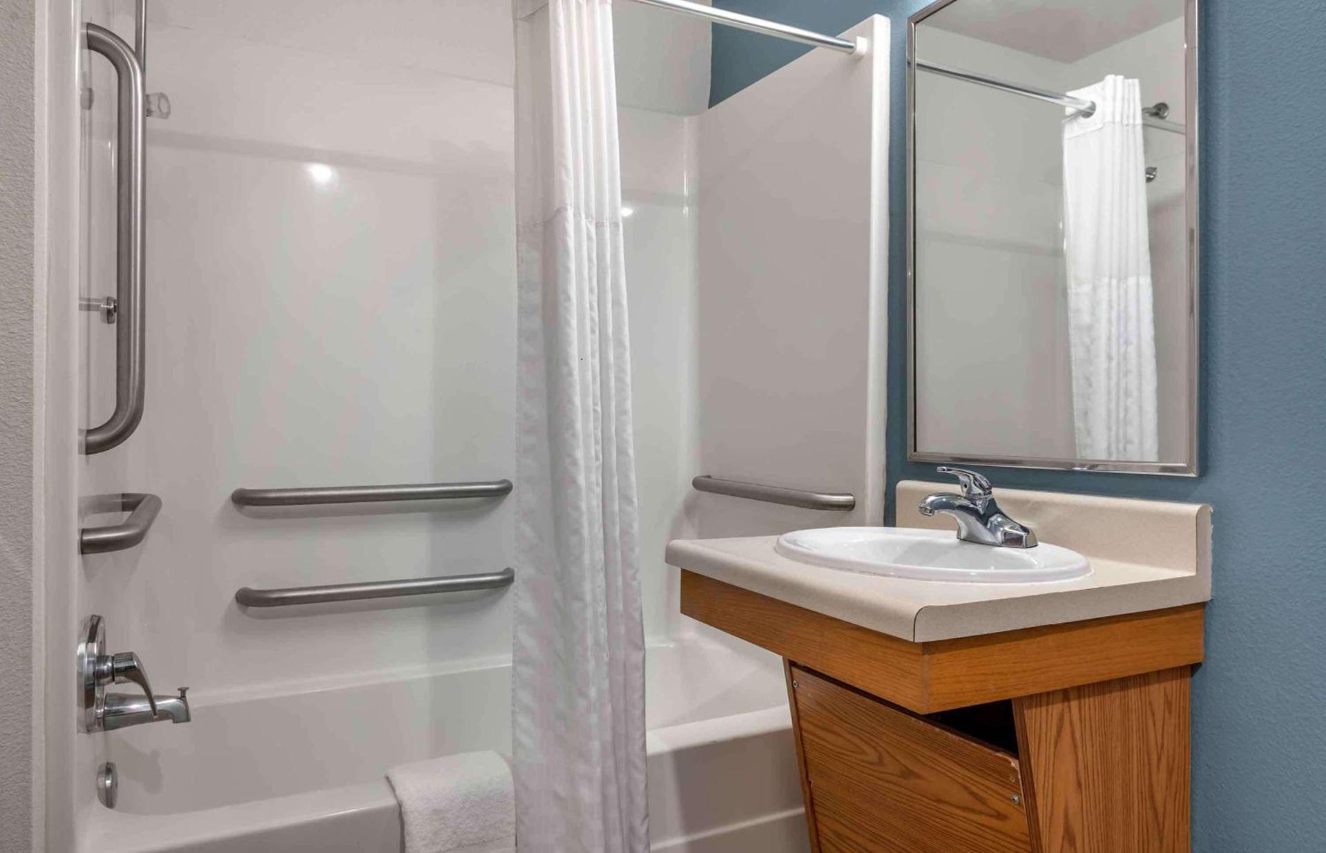 Extended Stay America Select Suites - Indianapolis - West photo 26