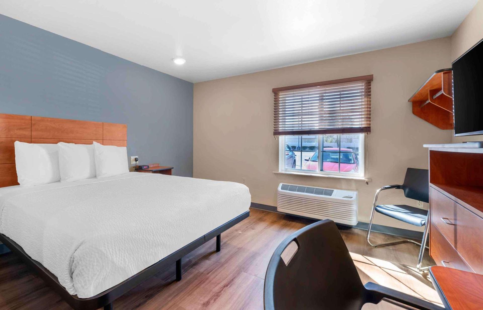 Extended Stay America Select Suites - Jacksonville - North photo 12