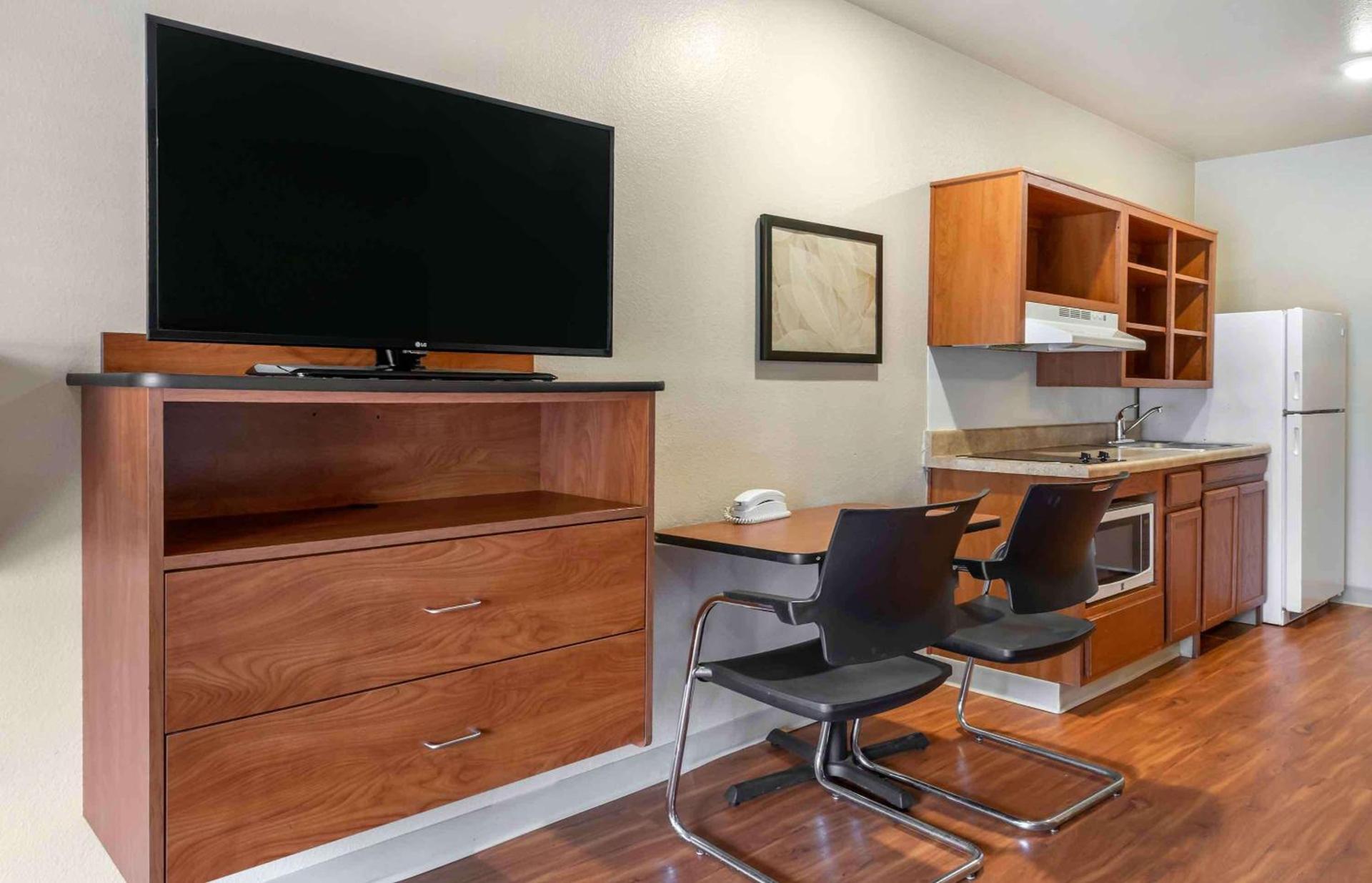Extended Stay America Select Suites - Lake Worth photo 14