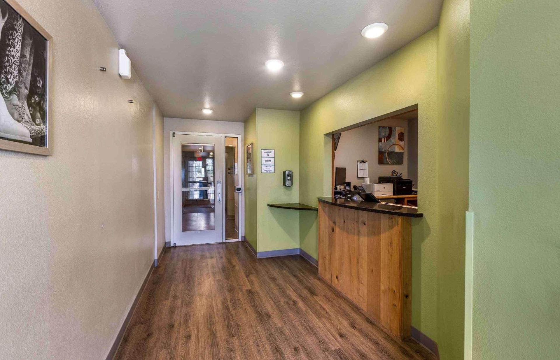 Extended Stay America Select Suites - Lubbock - South photo 4