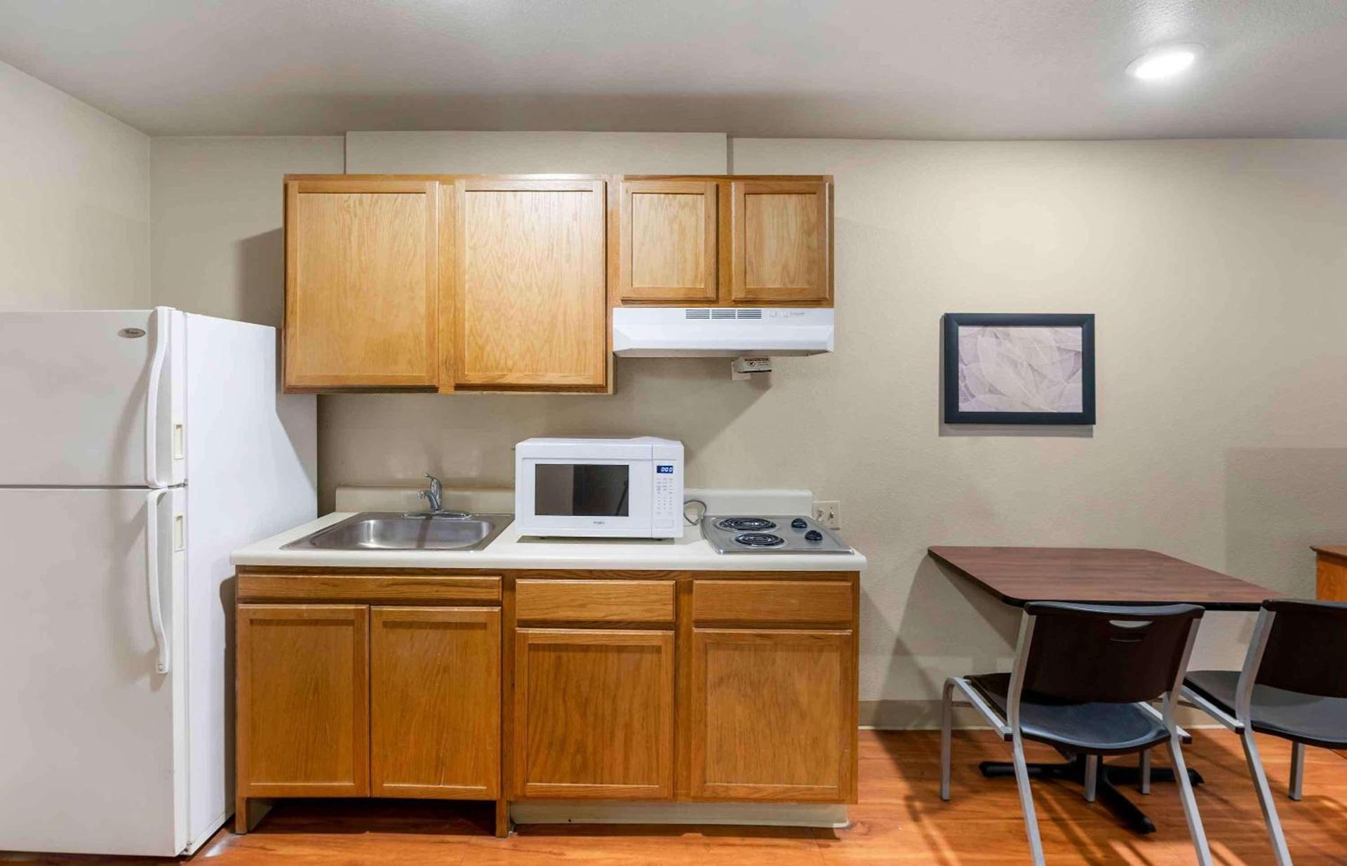 Extended Stay America Select Suites - Lubbock - South photo 9