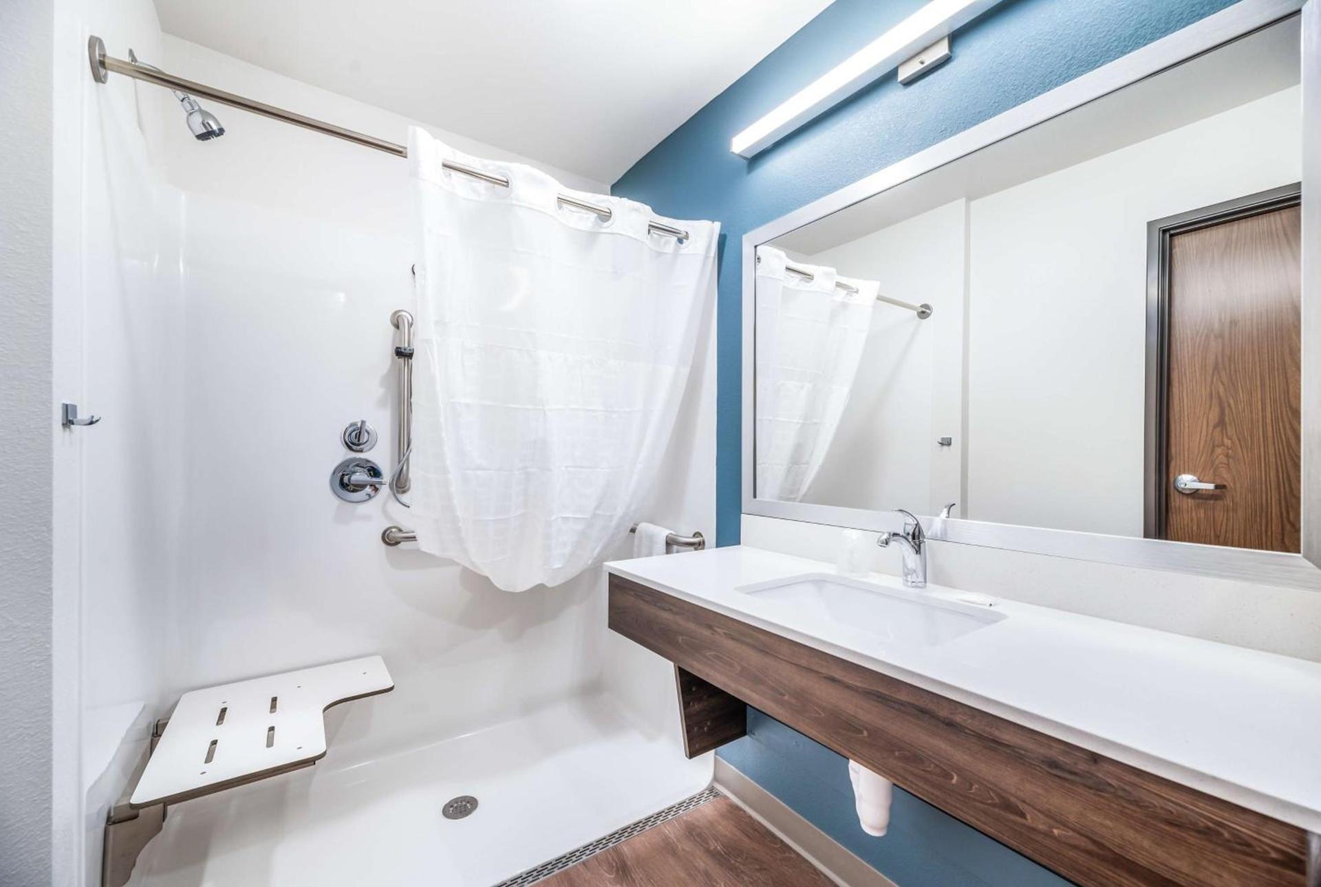 Extended Stay America Select Suites - Orlando - Kissimmee photo 20