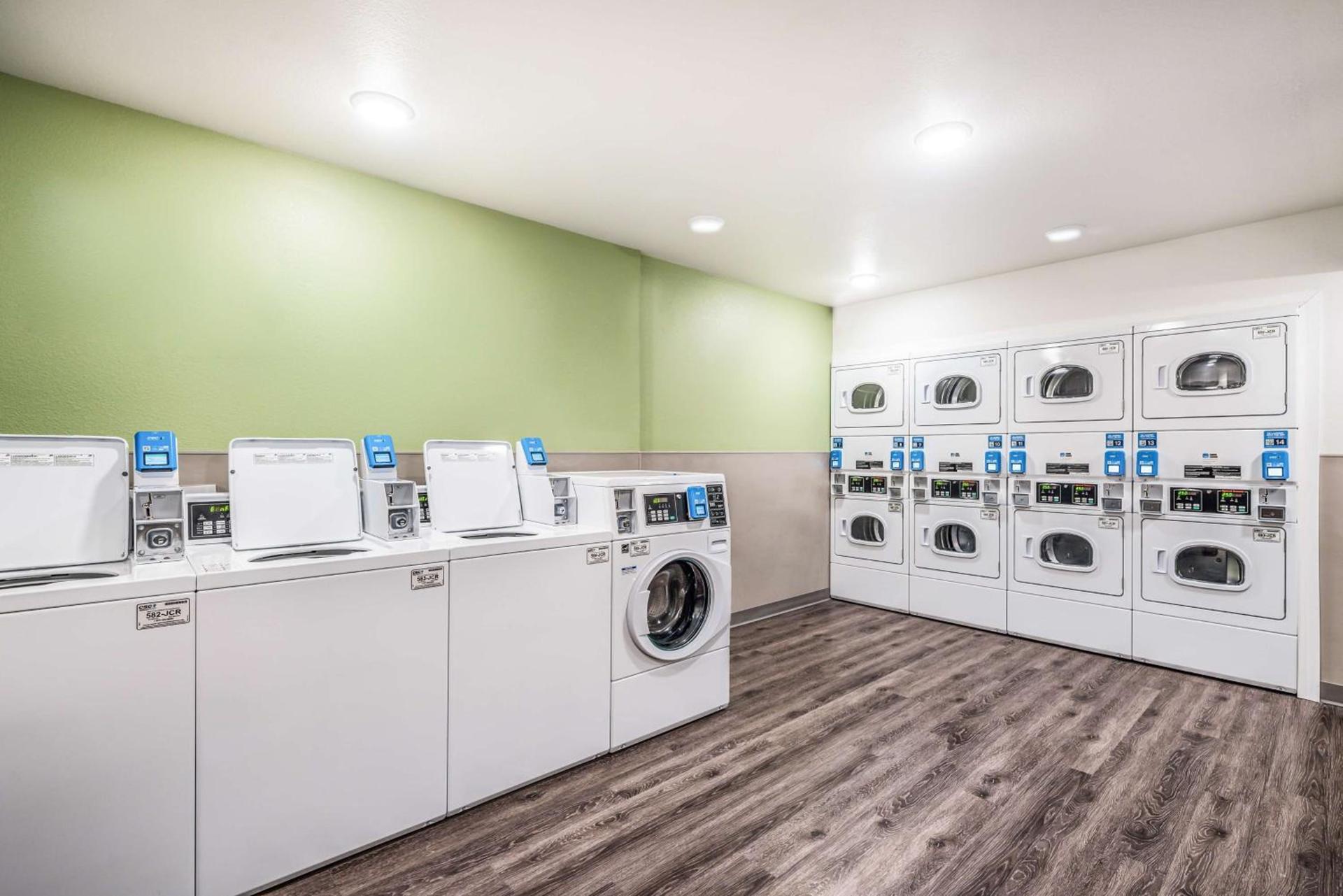 Extended Stay America Select Suites - Orlando - Kissimmee photo 22
