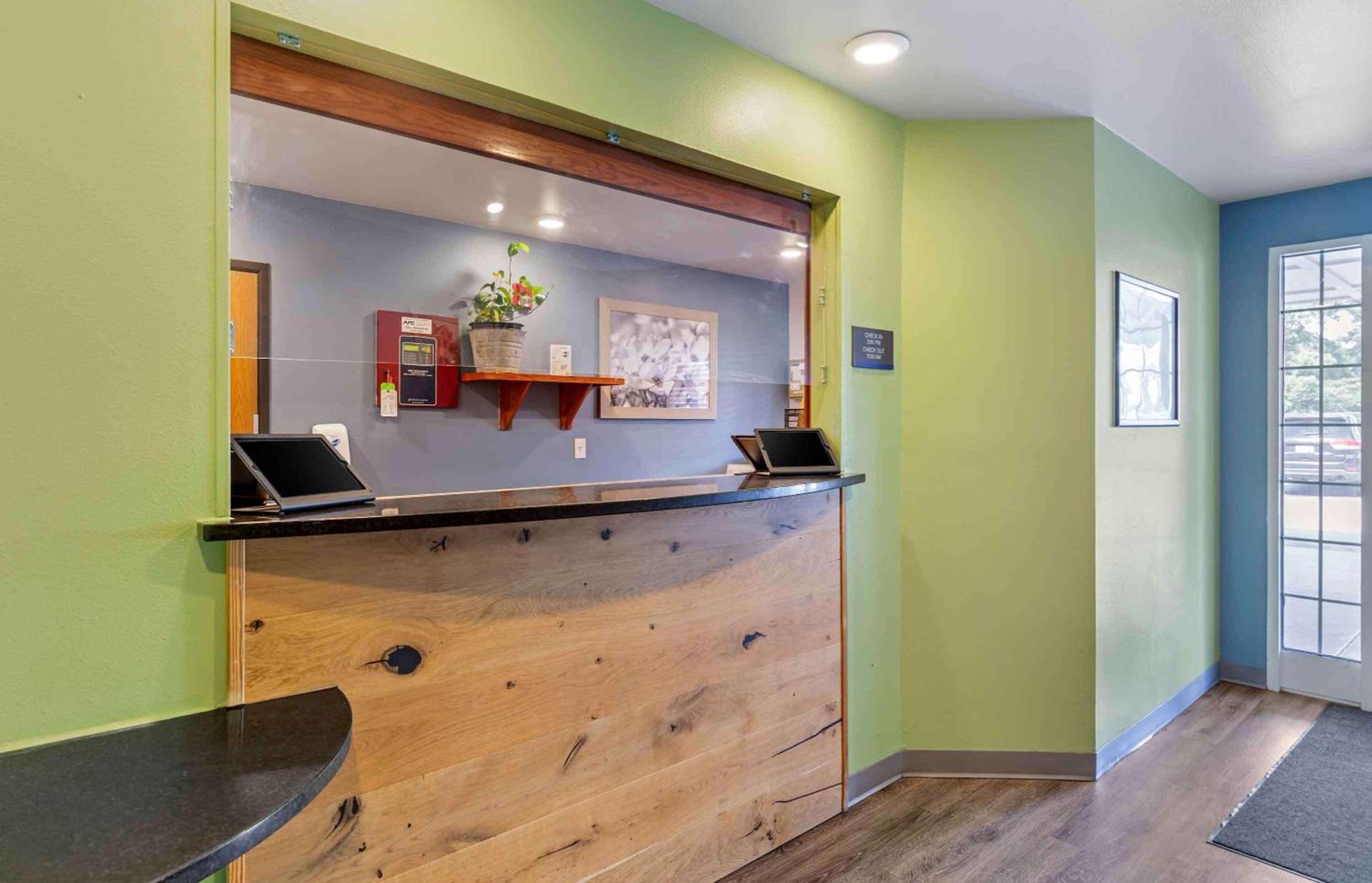 Extended Stay America Select Suites - Fayetteville - West photo 3