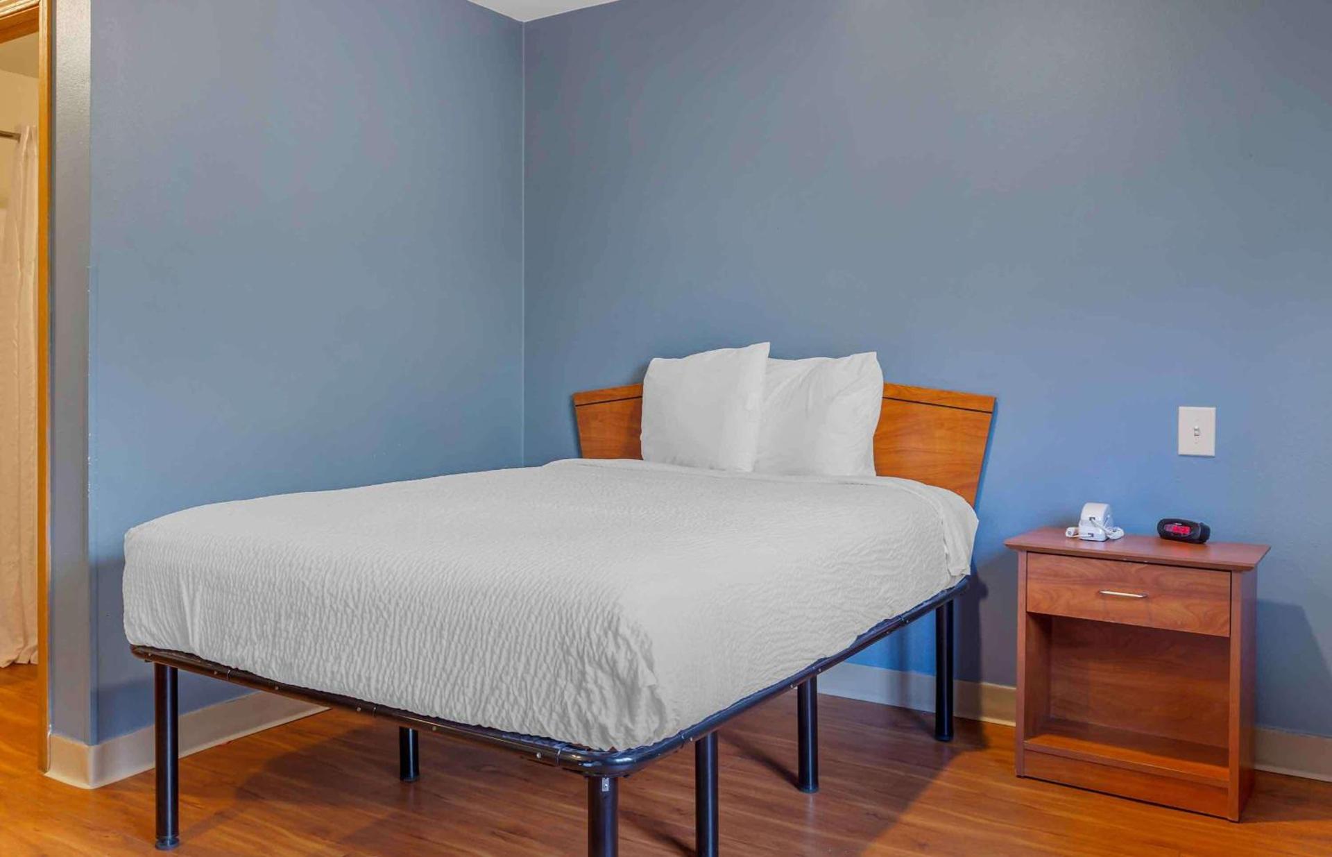 Extended Stay America Select Suites - Fayetteville - West photo 10