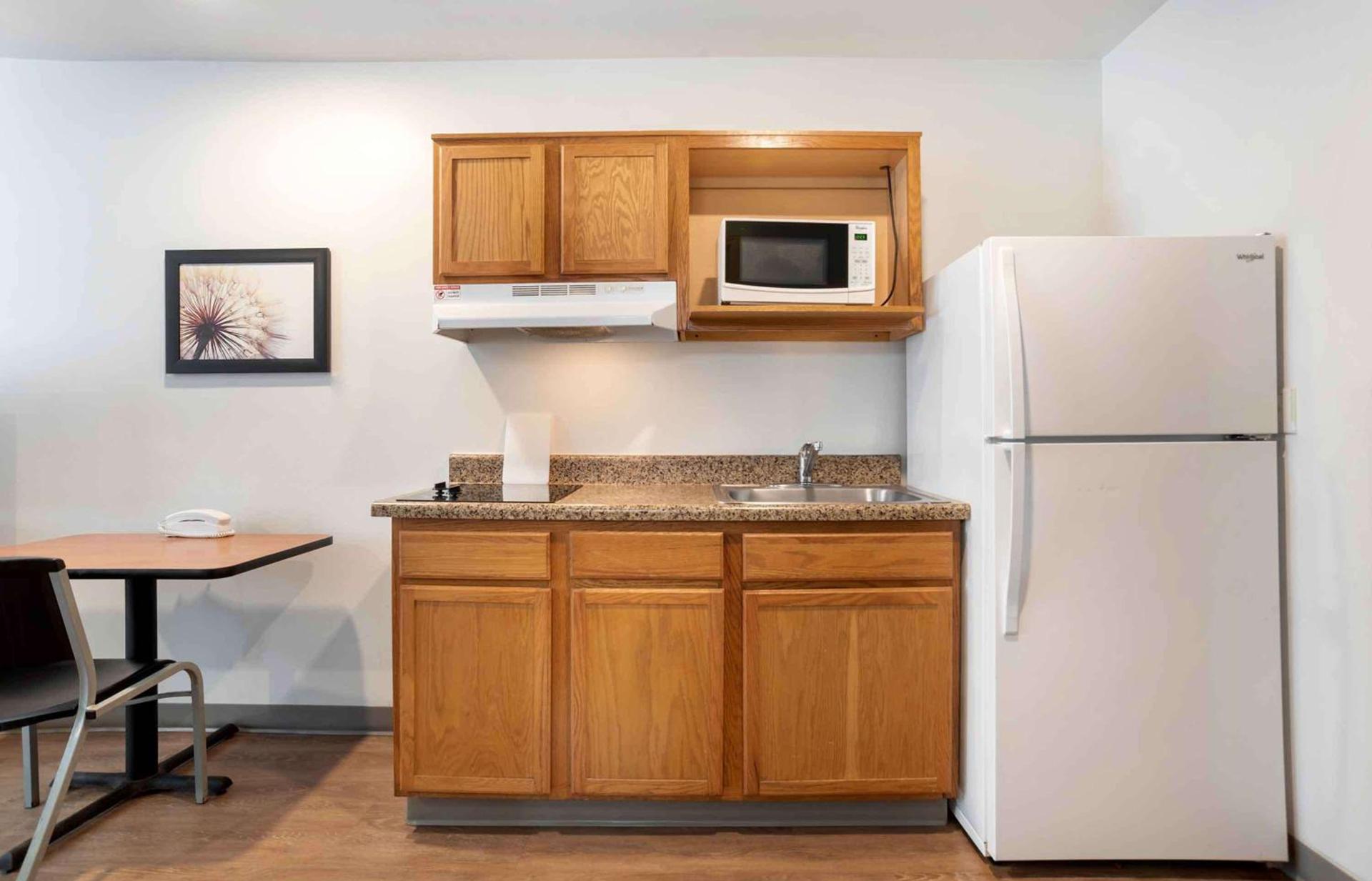 Extended Stay America Select Suites - Pensacola - Northeast photo 14