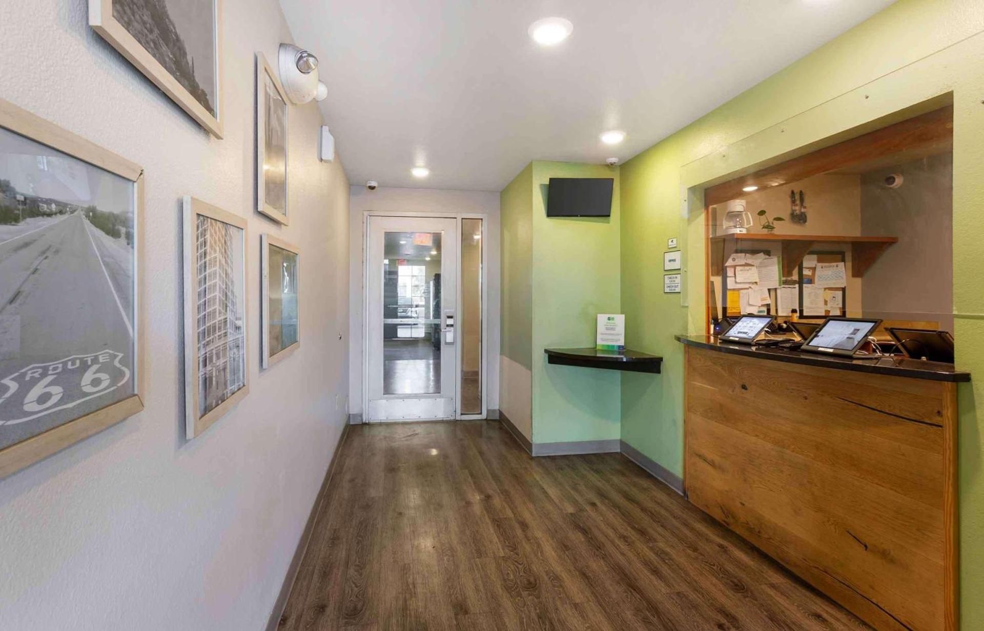 Extended Stay America Select Suites - Phoenix - West photo 5